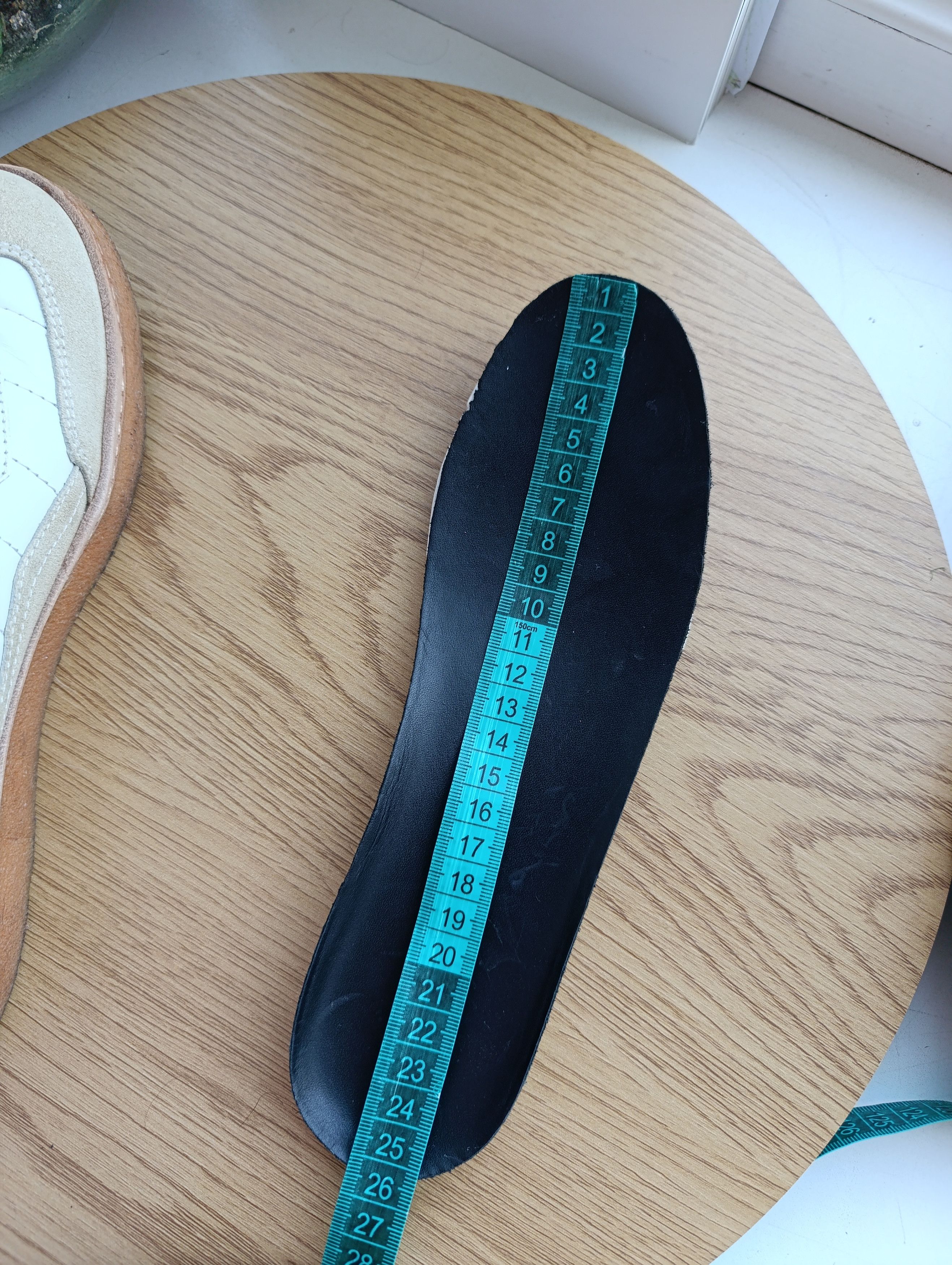Alexander Wang × Designer Alexander Wang Eden Low Sneaker Black & White Size US 8.5 / IT 38.5 - 13 Thumbnail