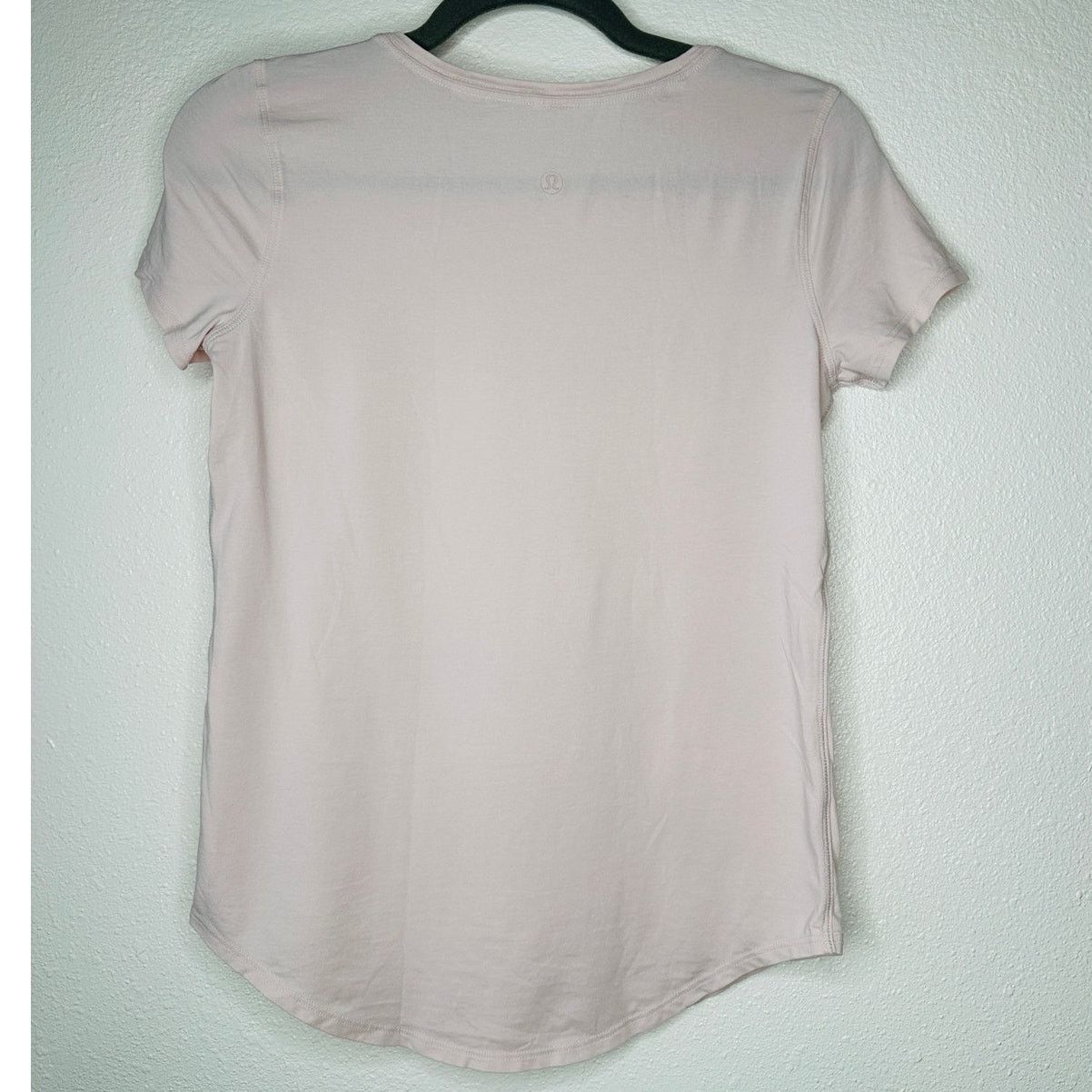 Lululemon Lululemon Pink Short Sleeve Round Neck Curved Hem Tee 6 Size M / US 6-8 / IT 42-44 - 5 Thumbnail