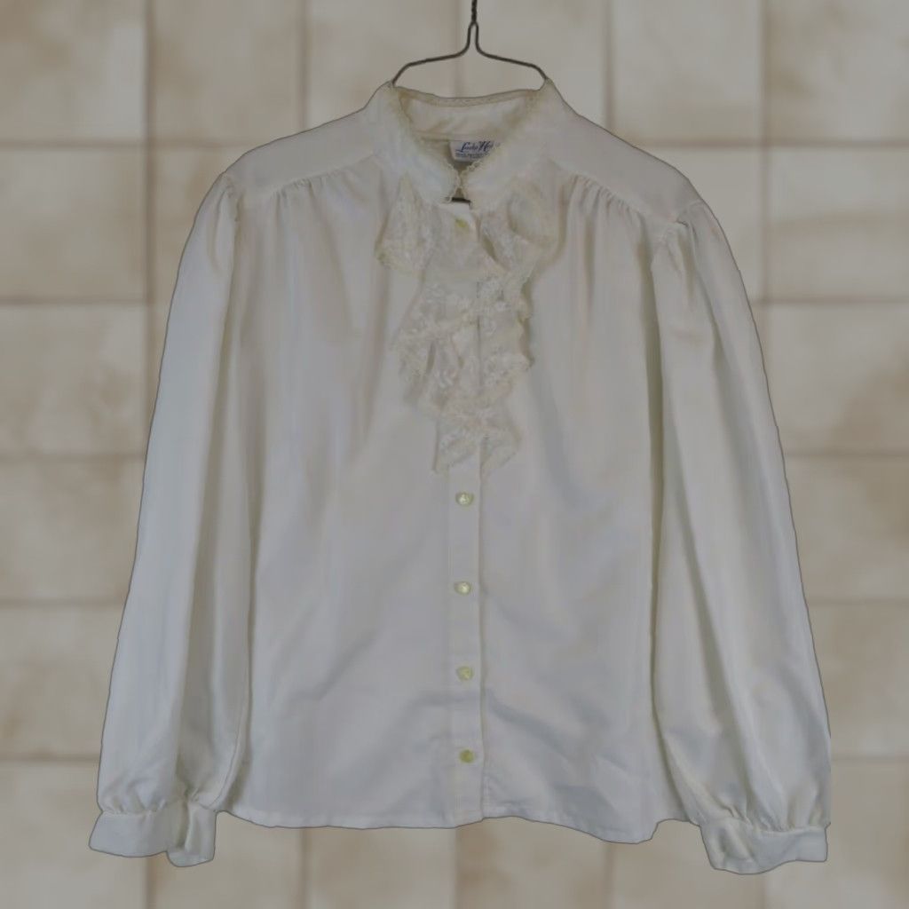 Vintage VINTAGE Lady Holiday White Blouse Shirt - USA Made, Size M, 50s 60s 70s, Collar, Long Sleeve, Solid, Breathable, Womens Mood: Basic, Vintage: Yes Size M / US 6-8 / IT 42-44 - 1 Thumbnail