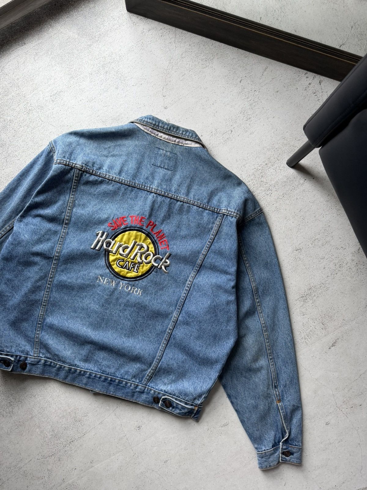 Hard Rock Cafe Hard Rock Cafe New York Vintage True Denim Blue Jeans Jacket Size US XL / EU 56 / 4 - 11 Thumbnail