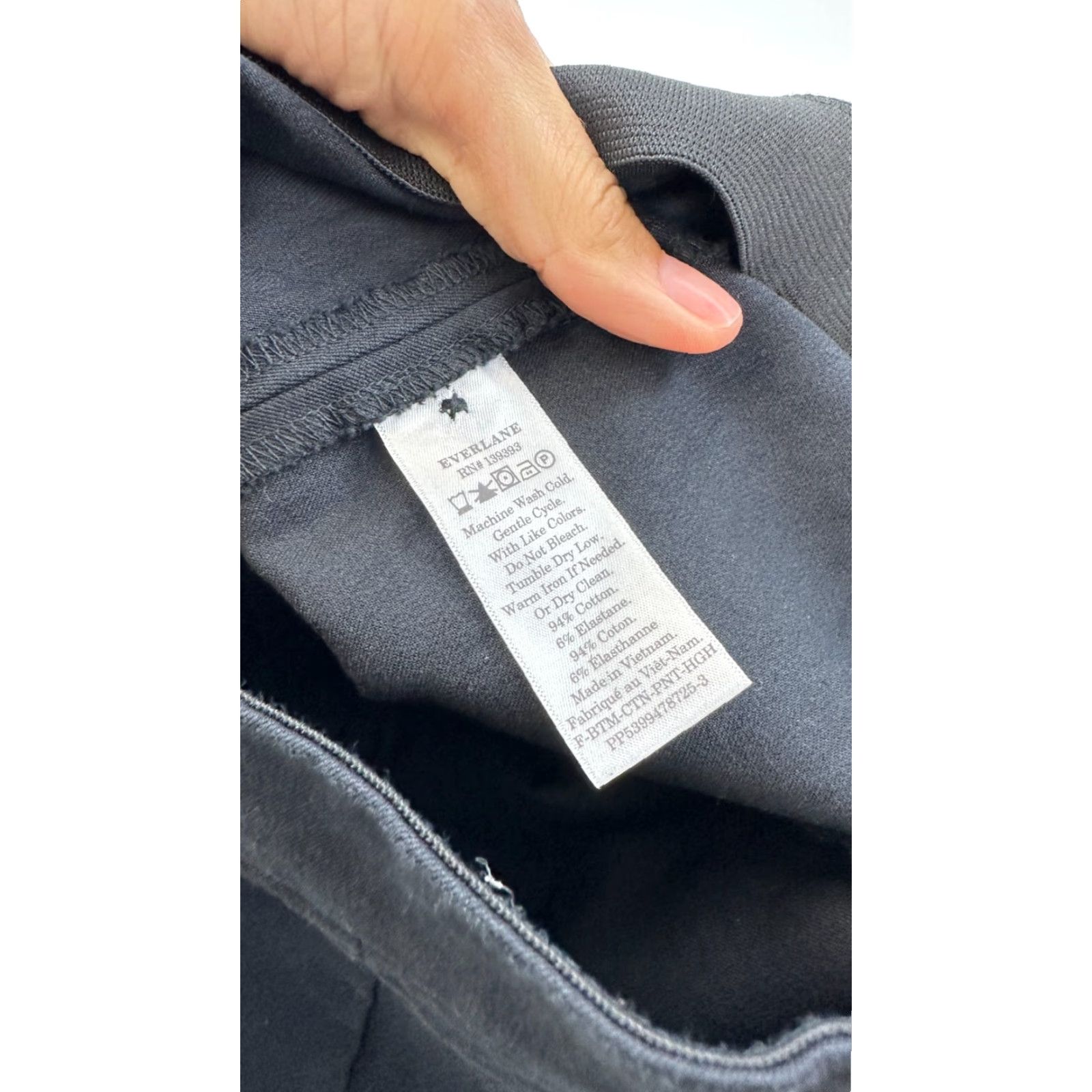 Everlane Everlane Pants Women's 4 Black Straight Leg Relaxed Mid Rise Back Seam Ankle Cotton Zip Pockets Casual 4 Regular Womens Size 27" / US 4 / IT 40 - 4 Thumbnail