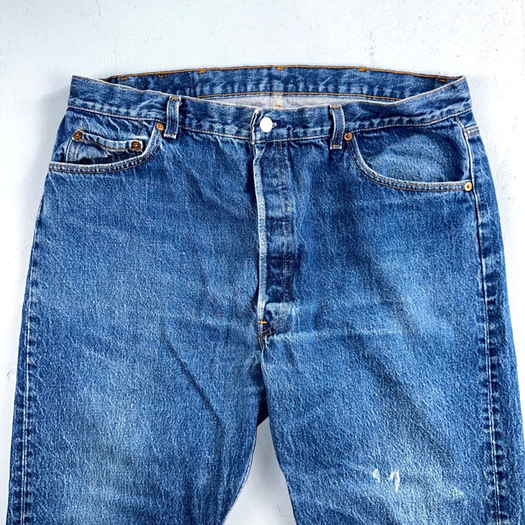 Levi's VINTAGE Levi's 501 Jeans Men 42x33 Straight 90s USA Blue Med Wash Denim 501 Series Home 42 Regular Medium Mens Size US 42 / EU 58 - 2 Thumbnail