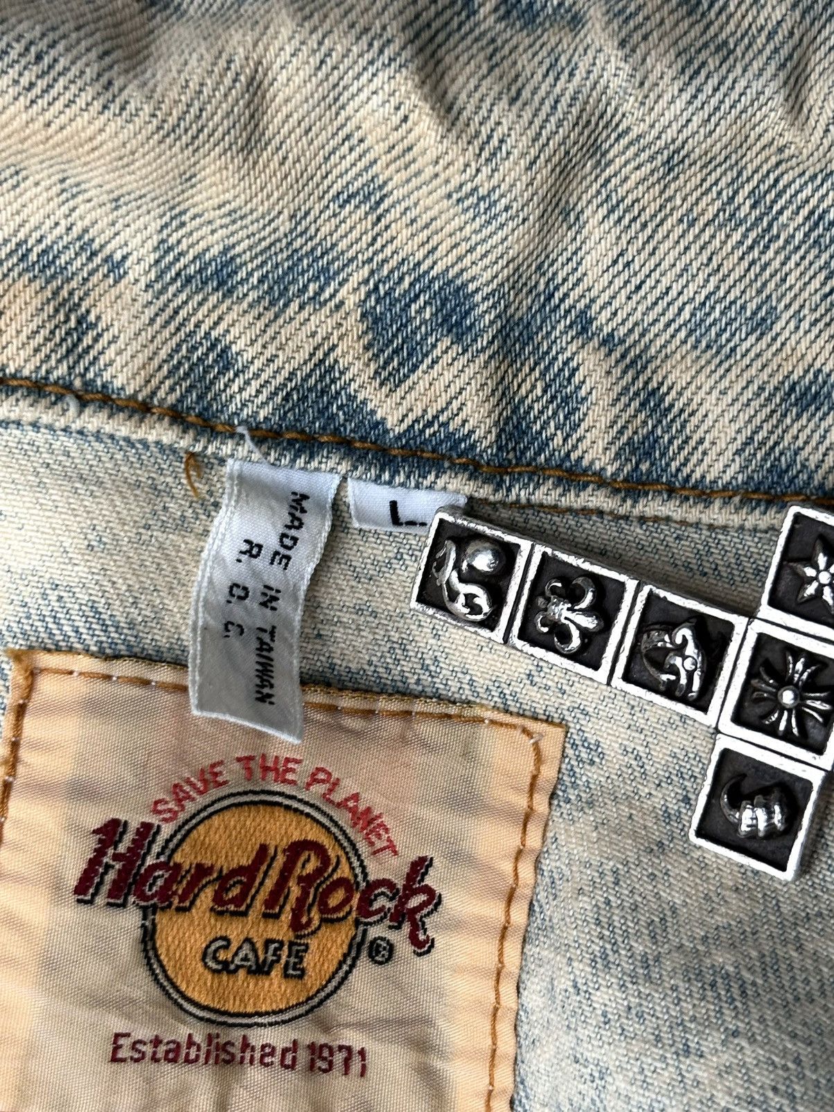 Hard Rock Cafe 90’s Hard Rock Cafe Paris “Save The Planet” Denim Jacket Size US L / EU 52-54 / 3 - 19 Thumbnail