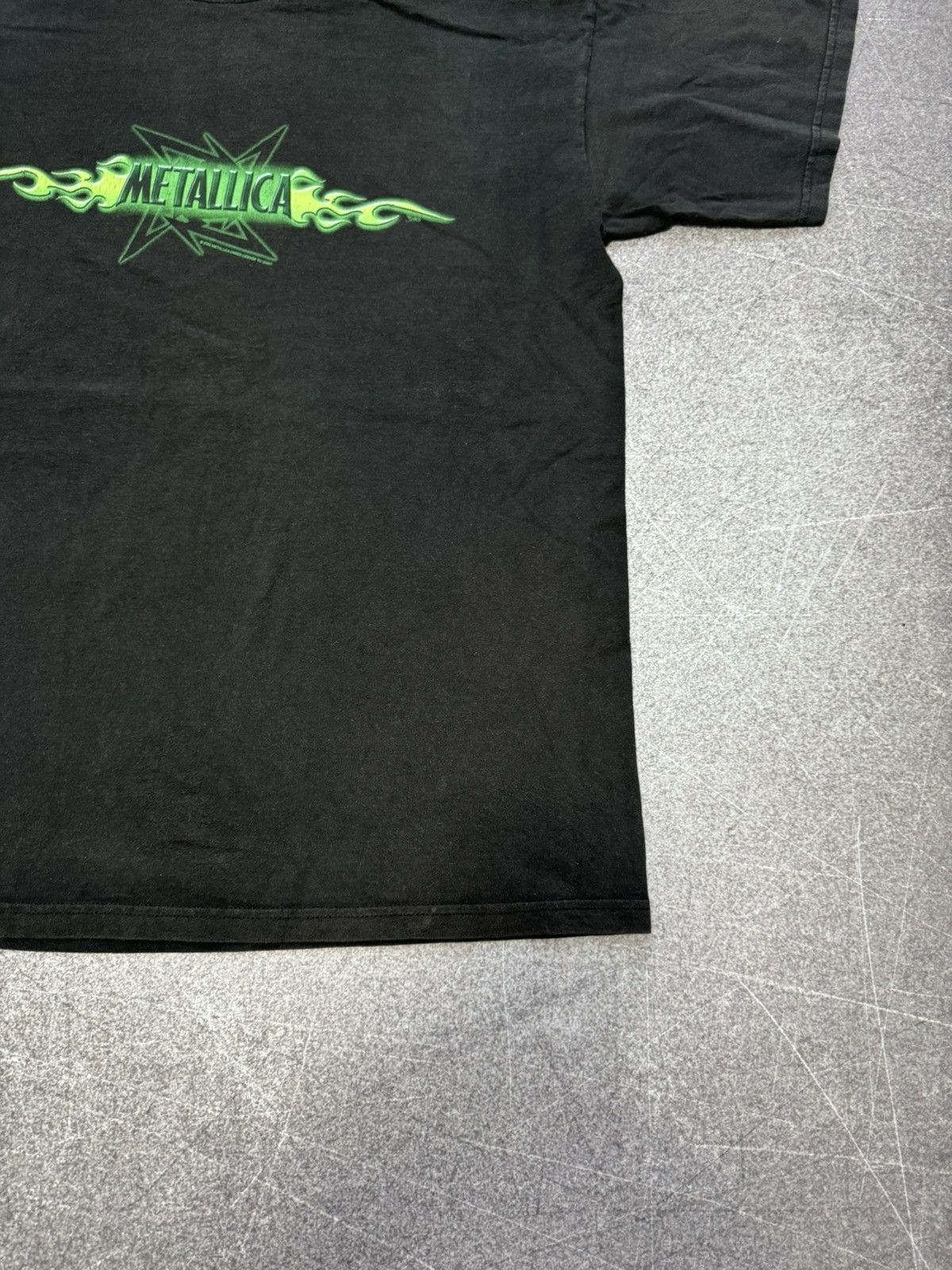 Band Tees Vintage Metallica 2002 Spell Out Fire Ninja Star Y2k Size US XL / EU 56 / 4 - 7 Thumbnail