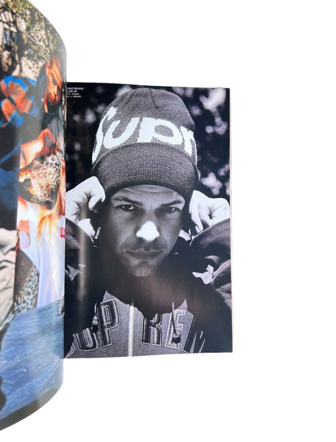 Supreme 2010 Supreme Book Vol 6 Japan Exclusive Magazine W Stickers Size ONE SIZE - 3 Thumbnail
