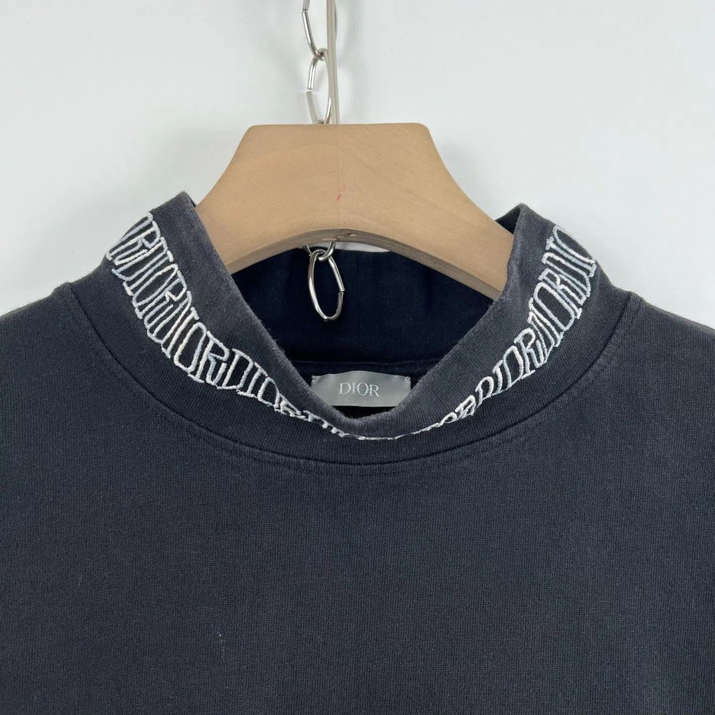 Dior Dior Black High Neck Embroidered Bee Top. Size XXS / US 00 / IT 34 - 4 Thumbnail