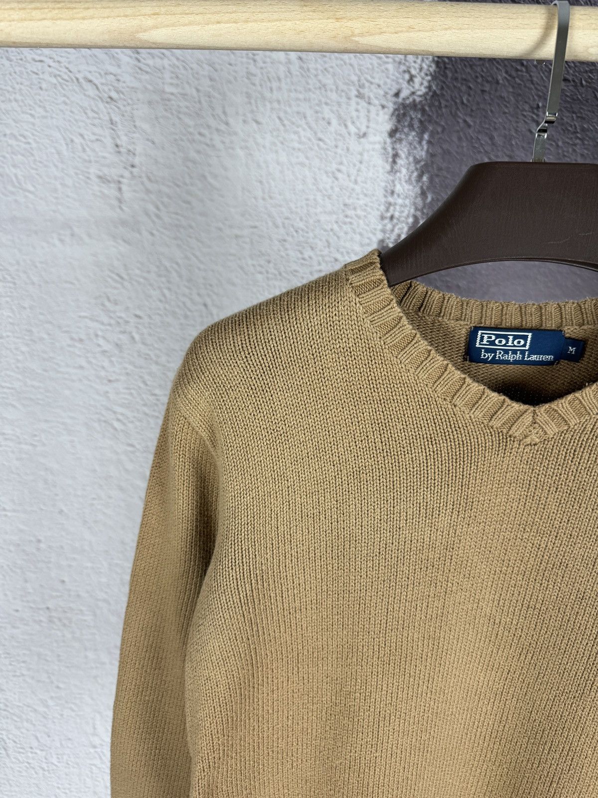 Polo Ralph Lauren Polo Ralph Lauren light brown knitwear v-neck sweater Size US M / EU 48-50 / 2 - 3 Thumbnail