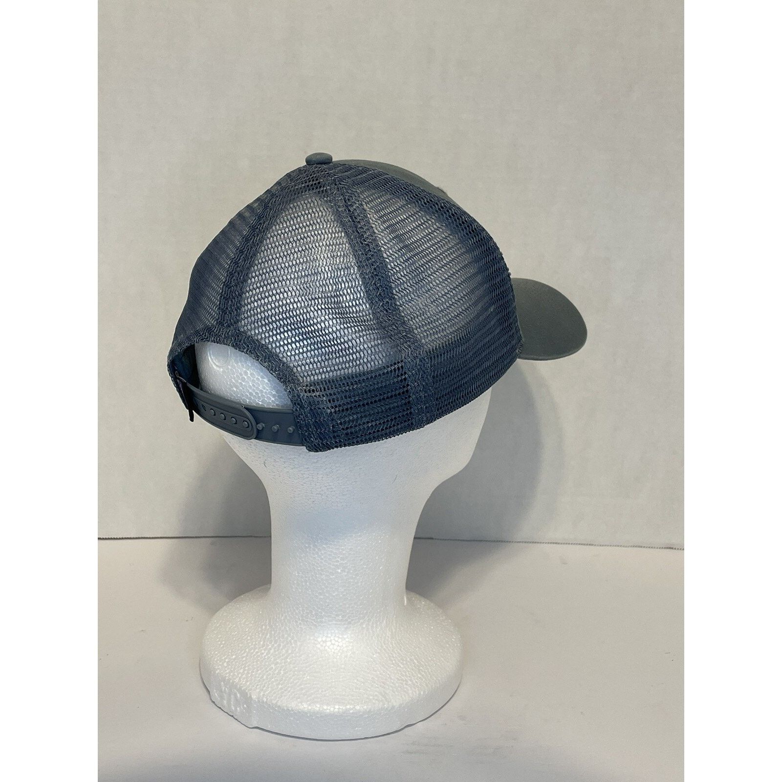 Patagonia Patagonia Mens Trucker Hat Line Logo Ridge Lopro Grey Mesh Size ONE SIZE - 4 Thumbnail