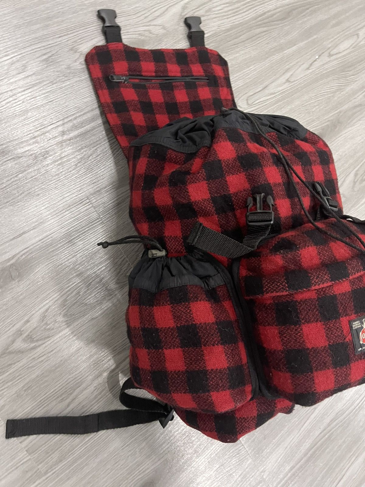 Johnson Woolen Mills Red Plaid Johnson Woolen Mill Rucksack Bagpack Size ONE SIZE - 12 Thumbnail
