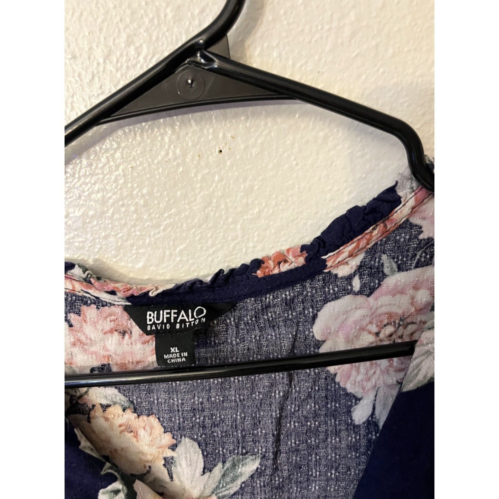 Buffalo David Bitton Buffalo David Bitton Women's Viscose Floral V Neck Blouse XL 5B294 Blue Fashion Basic Casual Blouse Womens Size XL / US 12-14 / IT 48-50 - 2 Thumbnail