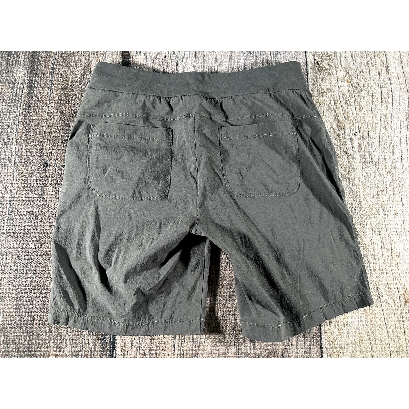 Athleta Athleta Womens Trekkie Bermuda Shorts Grey Size 8 Size 30" / US 8 / IT 44 - 4 Thumbnail