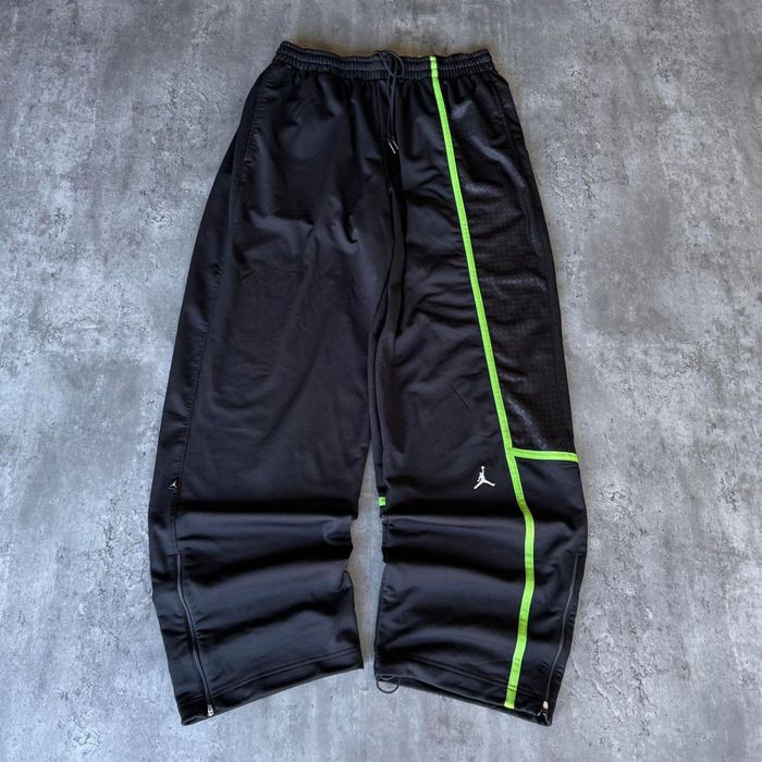 baggy jordan sweatpants