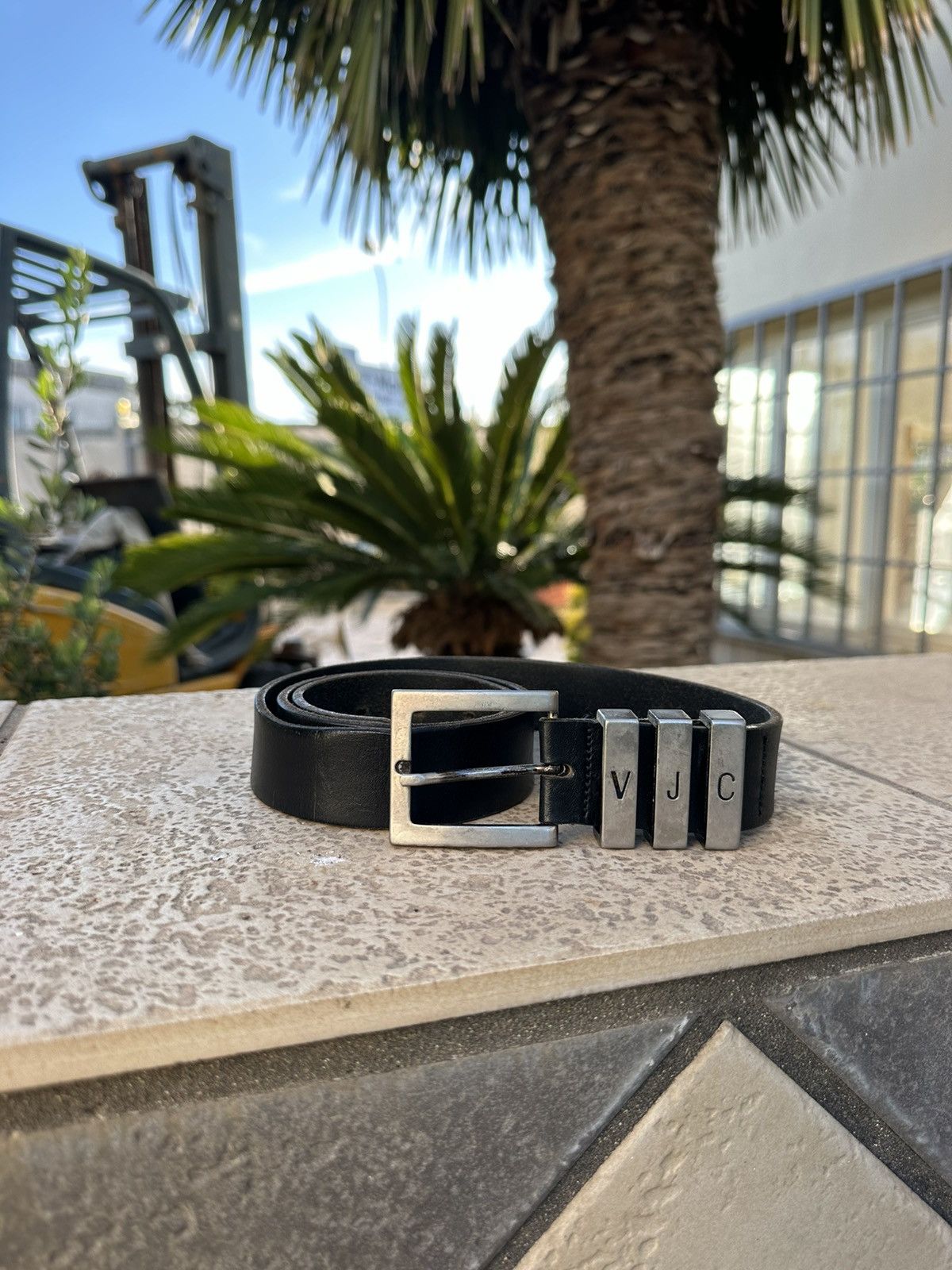Versace Versace Leather Belt Black VSJ Size ONE SIZE - 1 Thumbnail