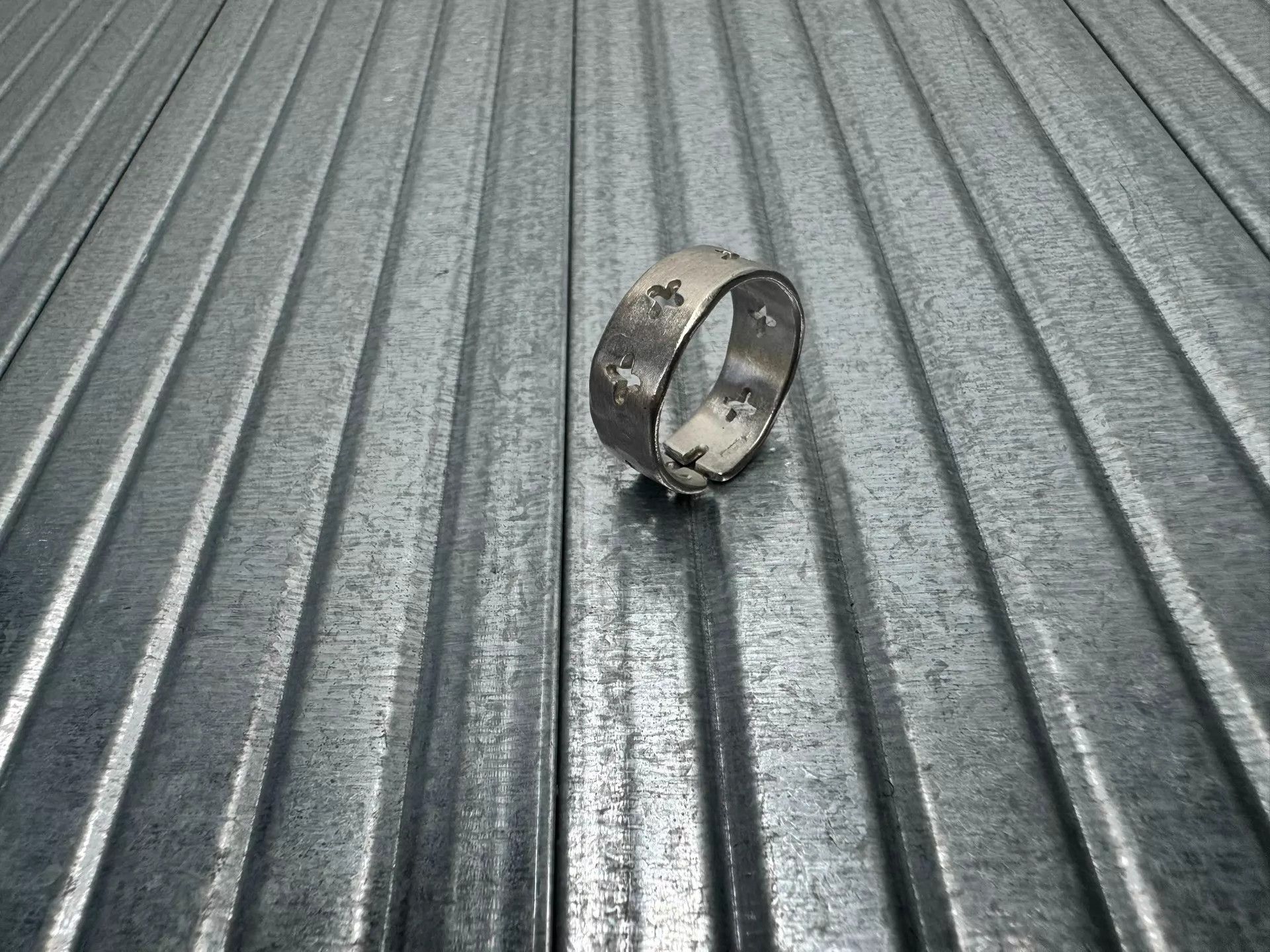 Ma+ maurizio amadei m.a+ hollow cross ring AG51 size m Size ONE SIZE - 2 Thumbnail
