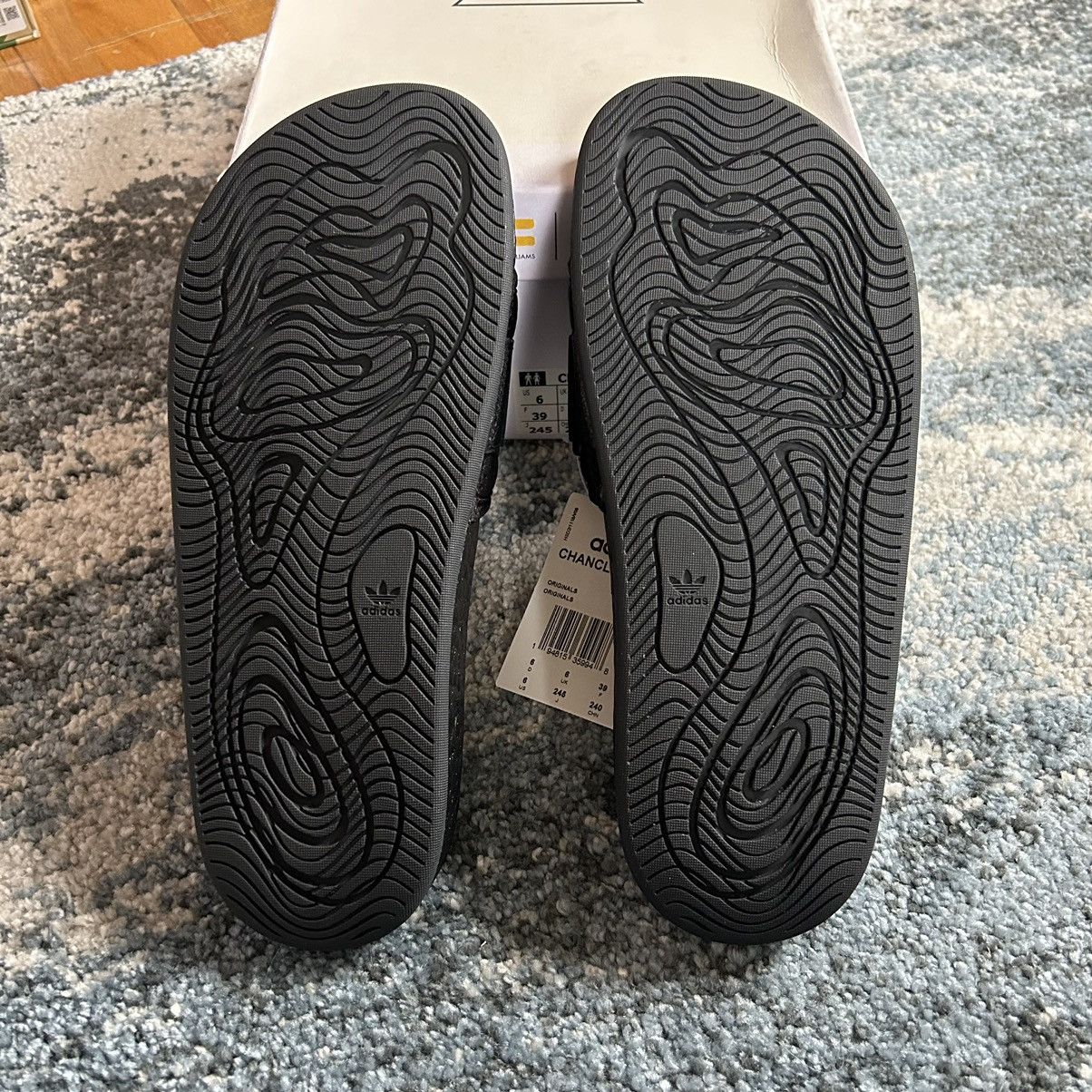 Adidas × Pharrell FX8056 ALL BLACK HUMAN RACE BOOST SLiDES SANDALS CHANCLETAS Size US 8 / IT 38 - 10 Thumbnail