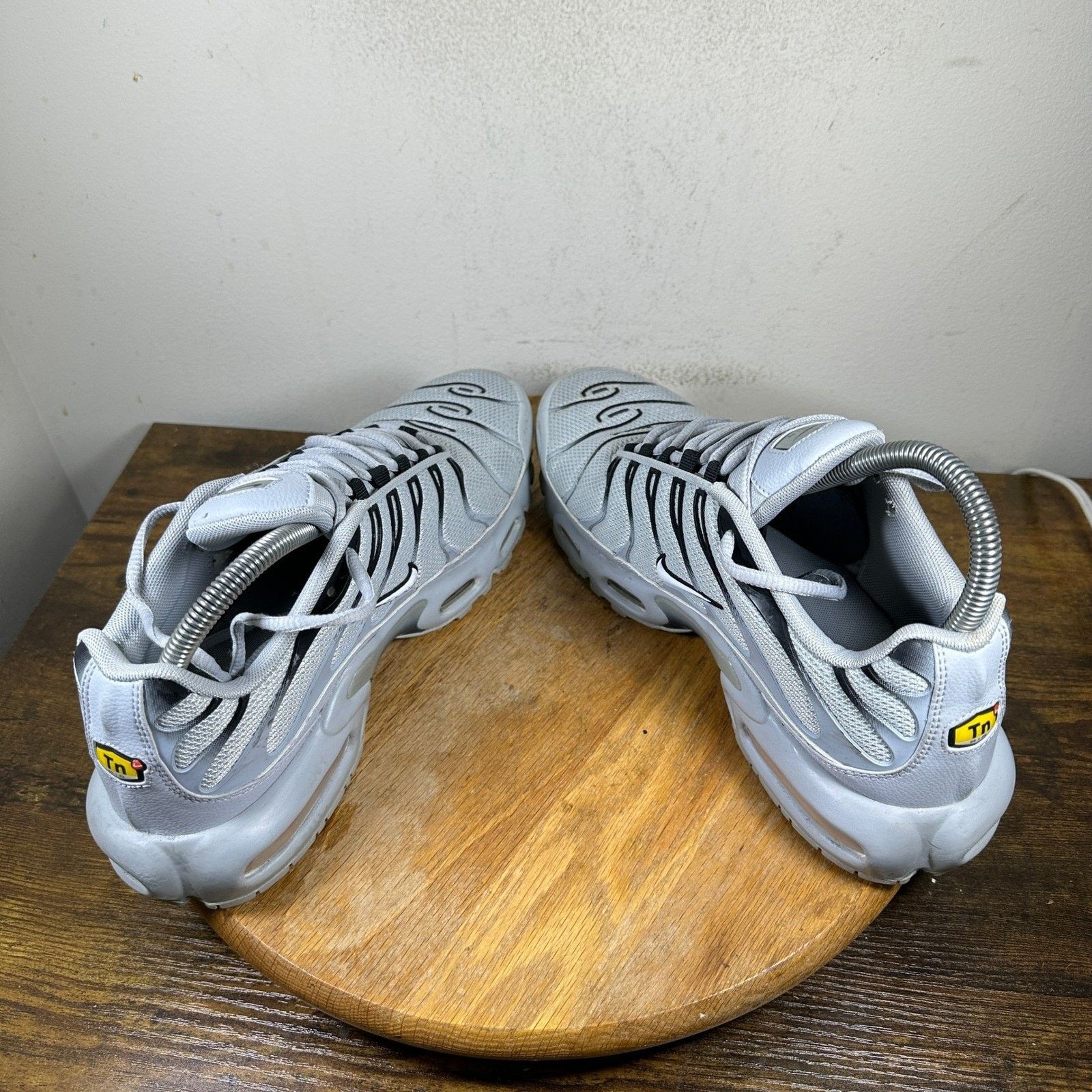 Nike Nike Air Max Plus TN Men's Grey Shoes Size 9 852630-021 Size US 9 / EU 42 - 5 Thumbnail