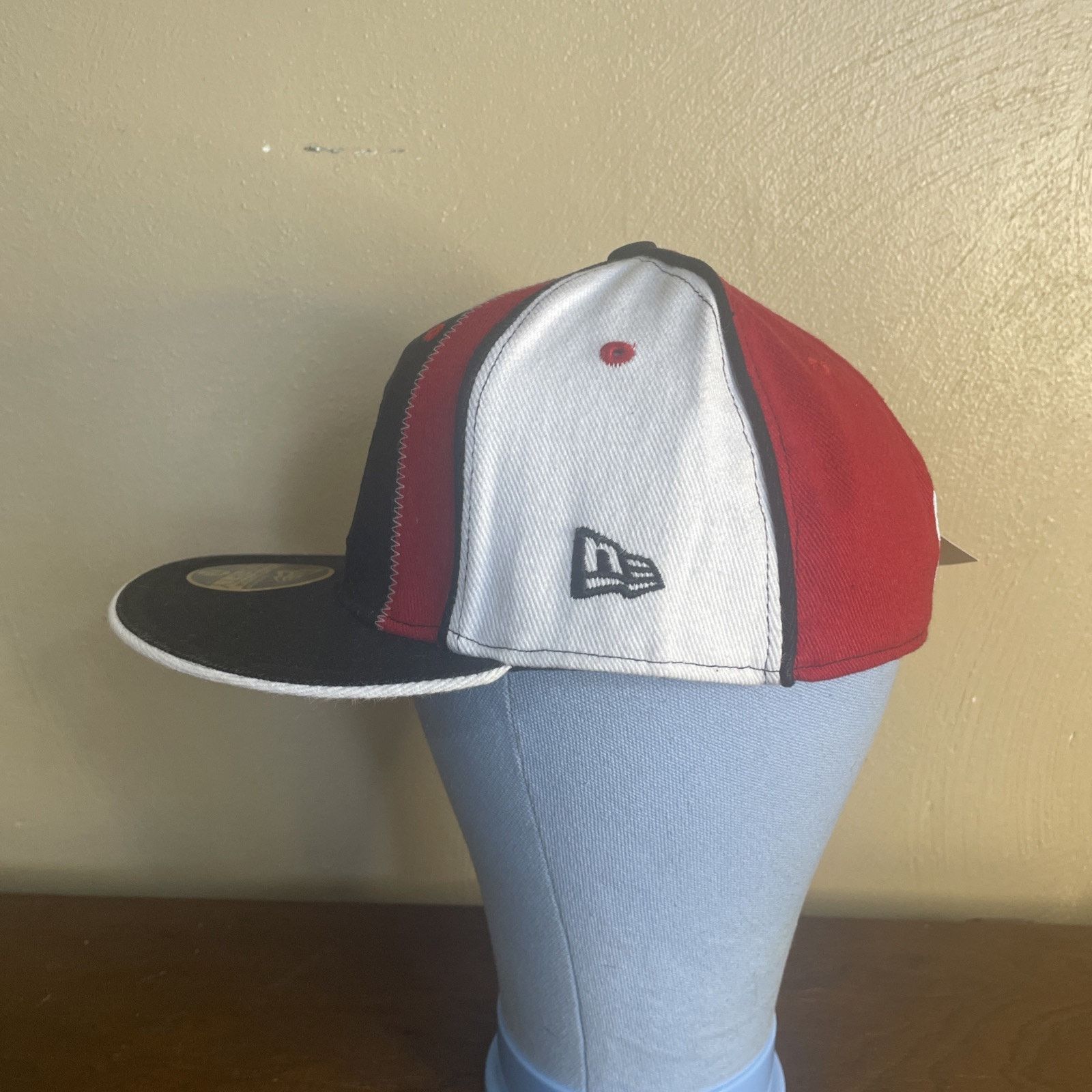 New Era Toronto Raptors NewEra 5950 Hardwood Classics NBA Ftd 7 1/2 Size US XL / EU 56 / 4 - 5 Thumbnail