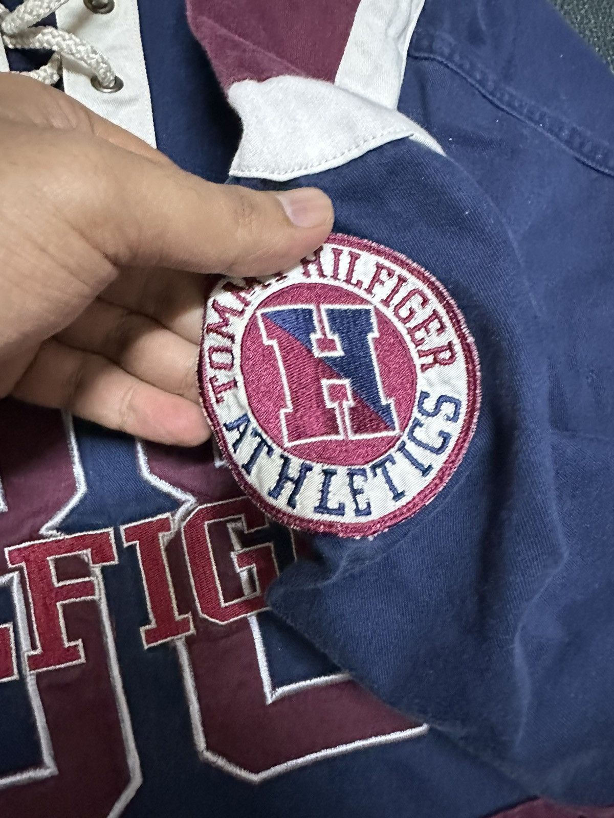 Tommy Hilfiger Vintage 90s Tommy hilfiger rugby shirt hockey jersey Size US L / EU 52-54 / 3 - 5 Thumbnail