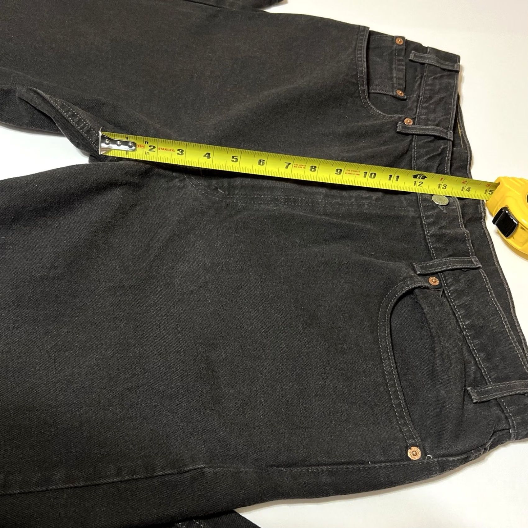 Levi's VINTAGE Levi's 505 Jeans Mens 38x30 Black Regular Straight 90s USA Denim Button Zip Pockets 5-Pocket Image: 40x30 Tag Tagless? (note: no extra text) Size US 38 / EU 54 - 4 Thumbnail