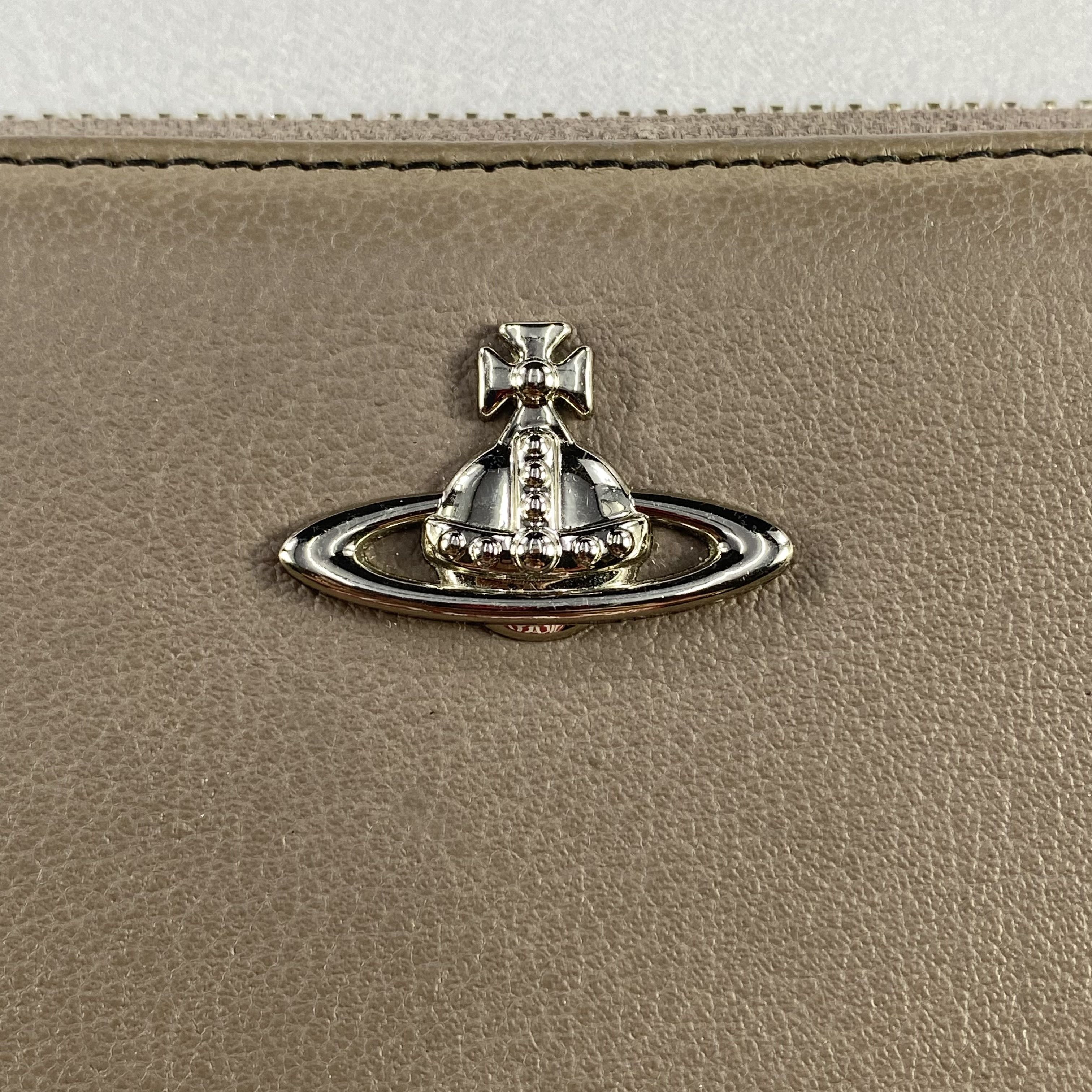 Seditionaries × Vivienne Westwood Vivienne Westwood Wallet Orb Bifold Long Wallet Leather Size ONE SIZE - 4 Thumbnail