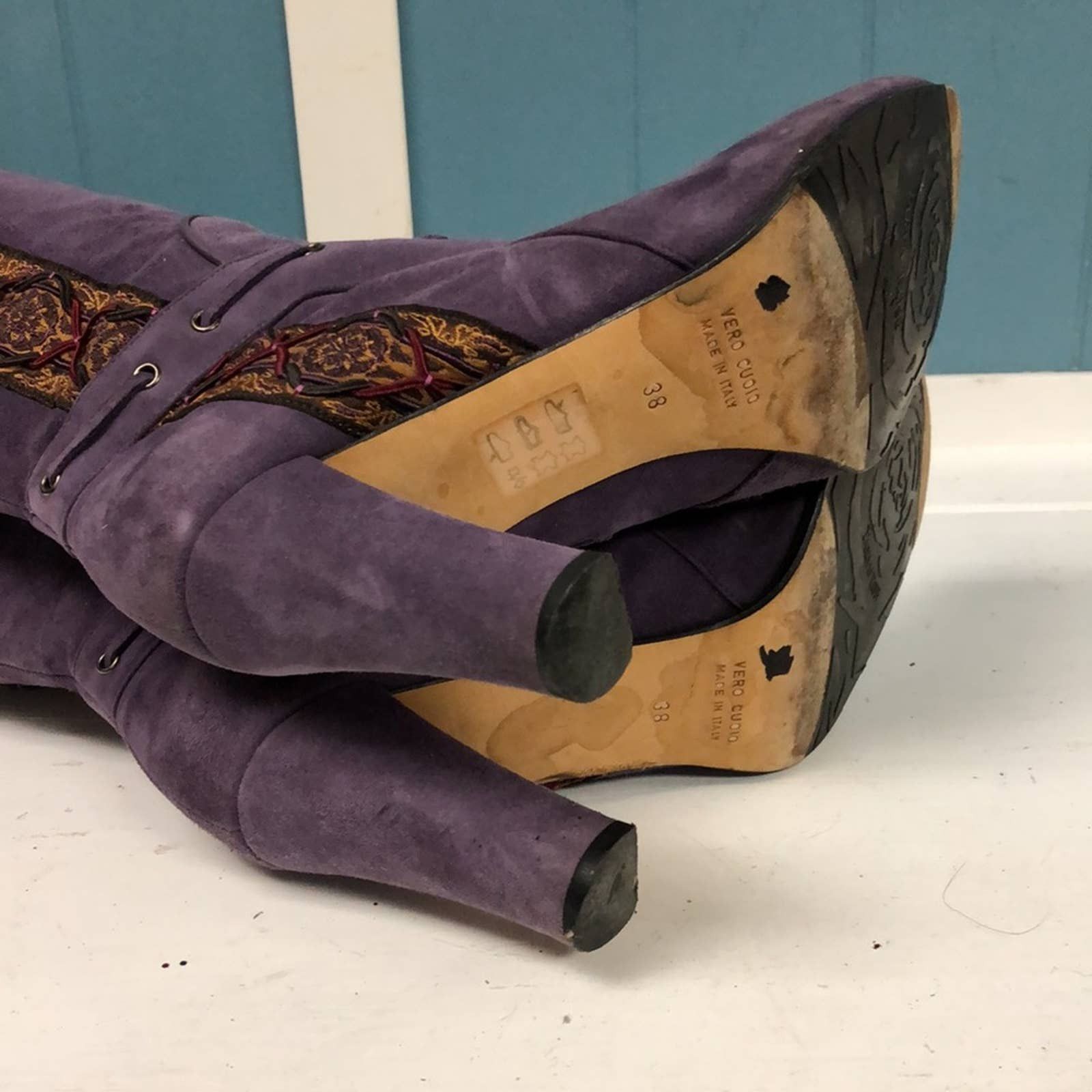 Taryn Rose purple heeled boots women’s size 38 7.5 costume