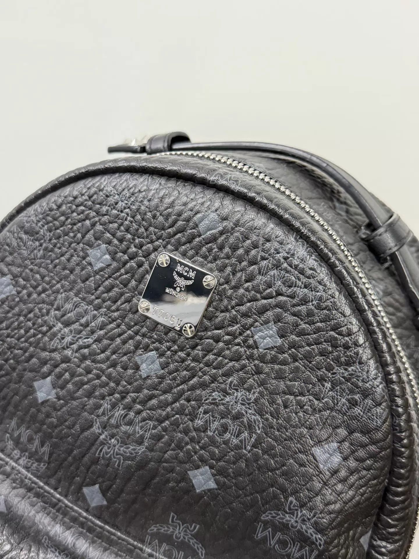 MCM MCM Rivet Black All Over Print Small Backpack Like New Size ONE SIZE - 7 Thumbnail