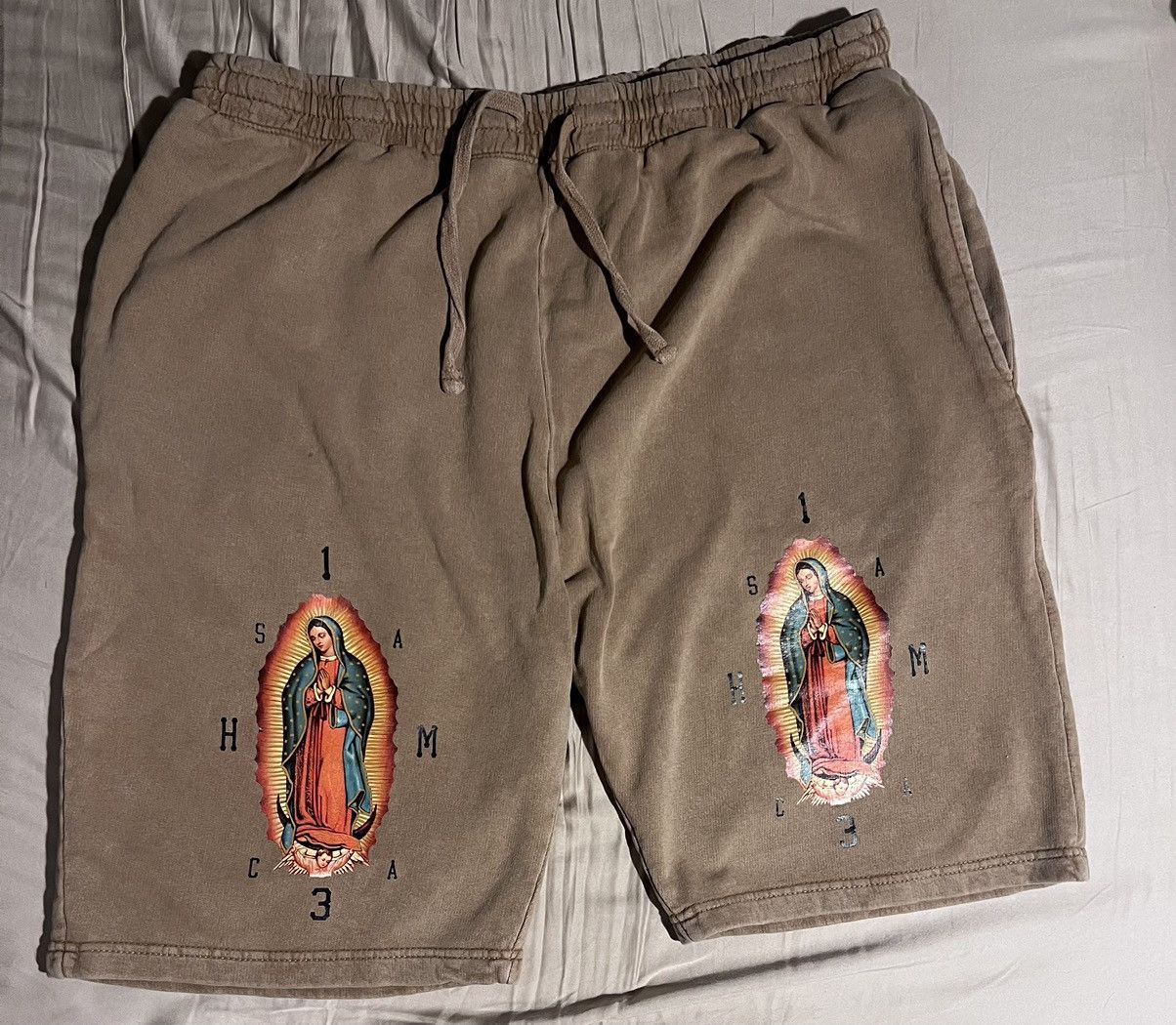 Other Hastamuerte HMVM Virgin Mary Guadalupe vintage wash short Size US 38 / EU 54 - 6 Thumbnail