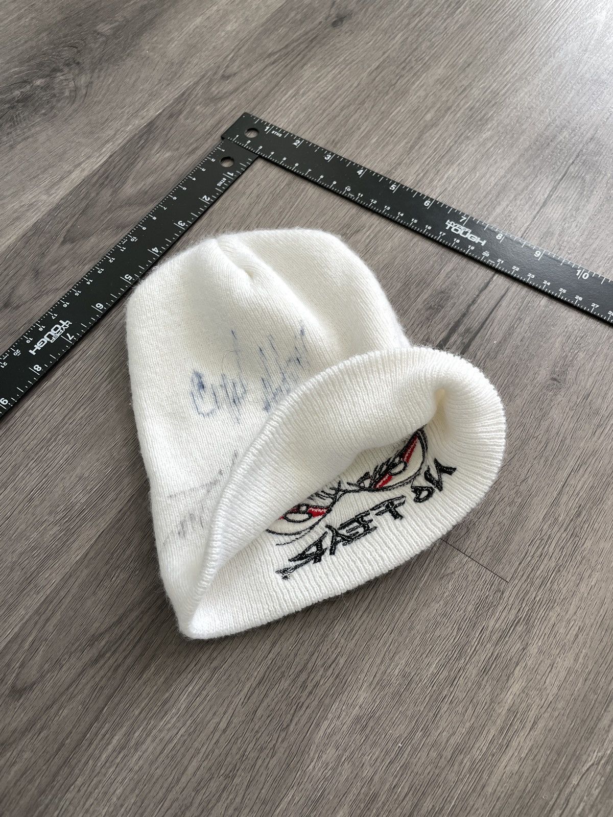 No Fear Y2K No Fear USA “Logo Eyes” Embroidered Beanie (Sz.OS) Size ONE SIZE - 3 Thumbnail