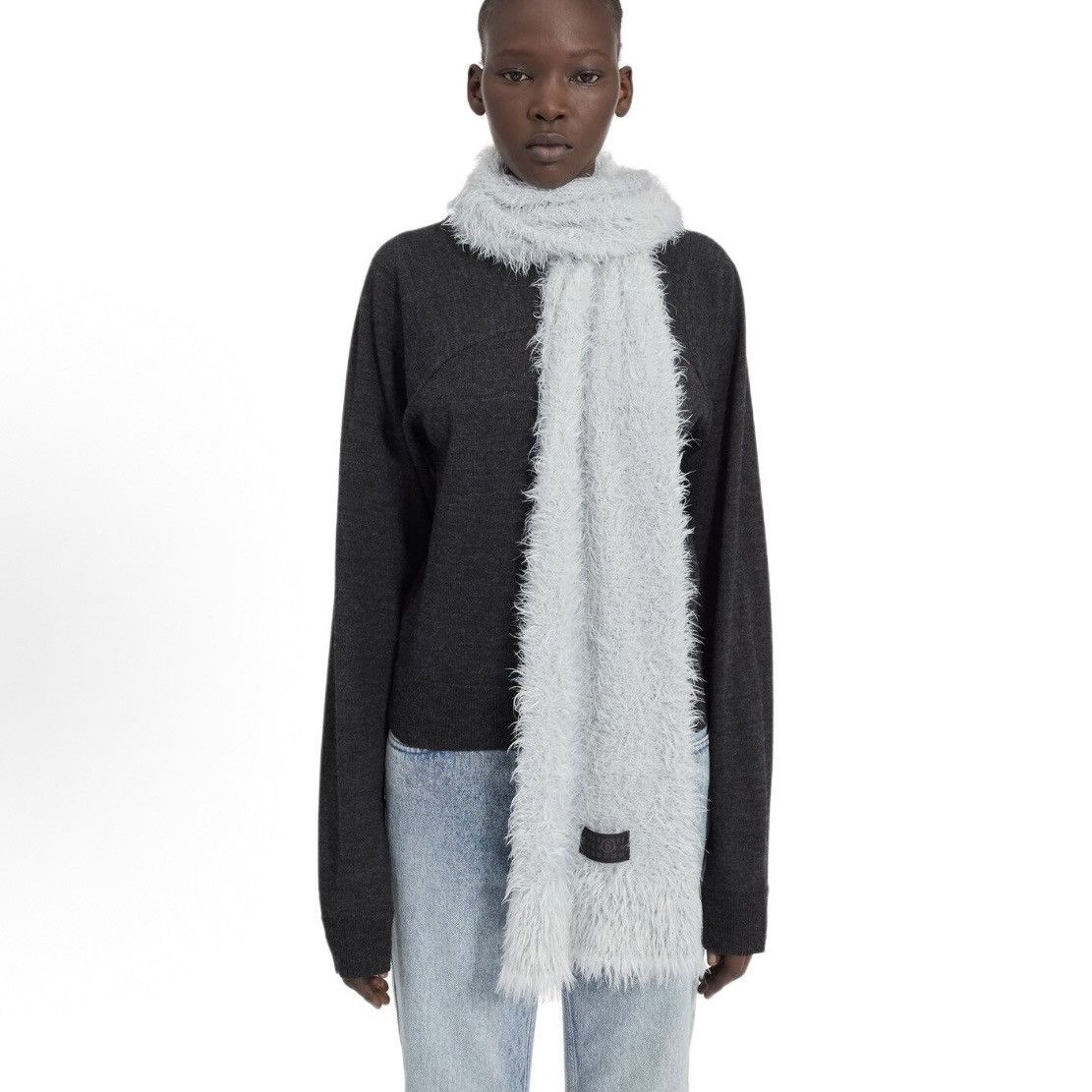 Maison Margiela NWT MM6 Maison Margiela Furry Scarf - Light Grey Size ONE SIZE - 2 Thumbnail
