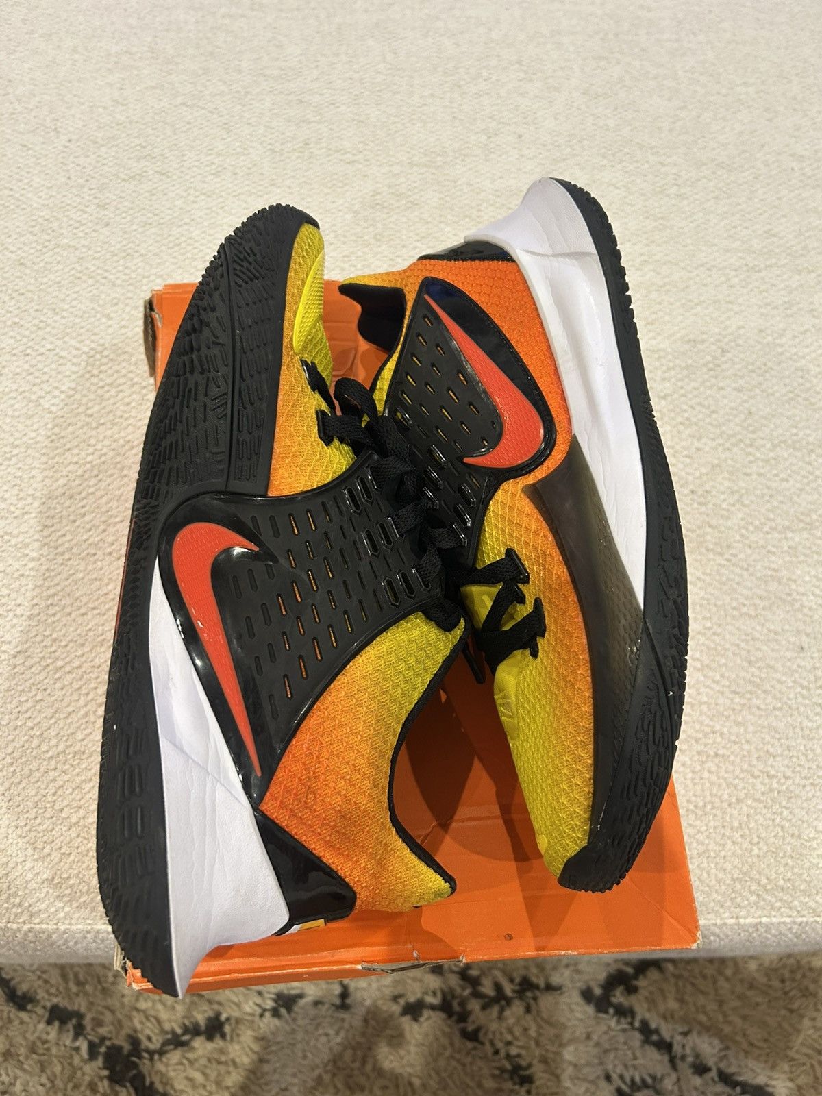Nike Kyrie Low 2 Sunset Size US 11.5 / EU 44-45 - 3 Thumbnail