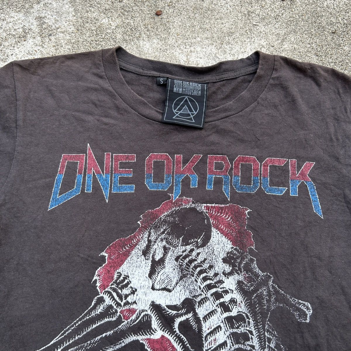 Band Tees Japanese Rock One Ok Rock T-shirt Tour 2016 faded Size US XXS / EU 40 - 2 Thumbnail