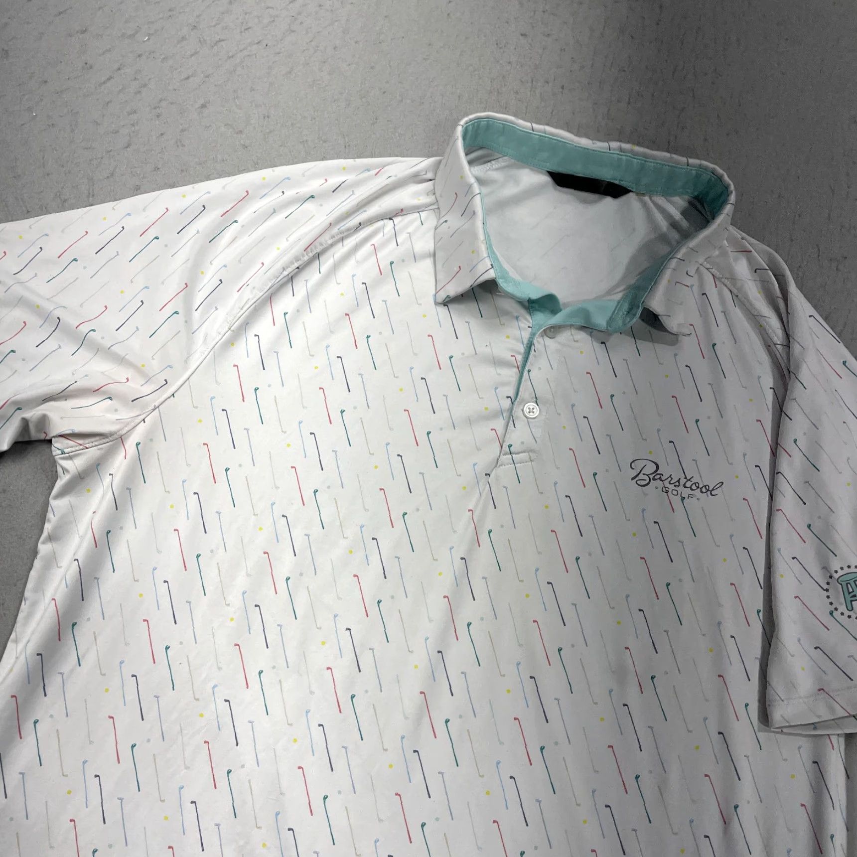 Vintage UNRL Polo Shirt Mens XL White Abstract Barstool Golf Performance Stretch AOP Polo Shirt Mens XL White Abstract Barstool Golf Performance Stretch AOP Size US XL / EU 56 / 4 - 4 Thumbnail