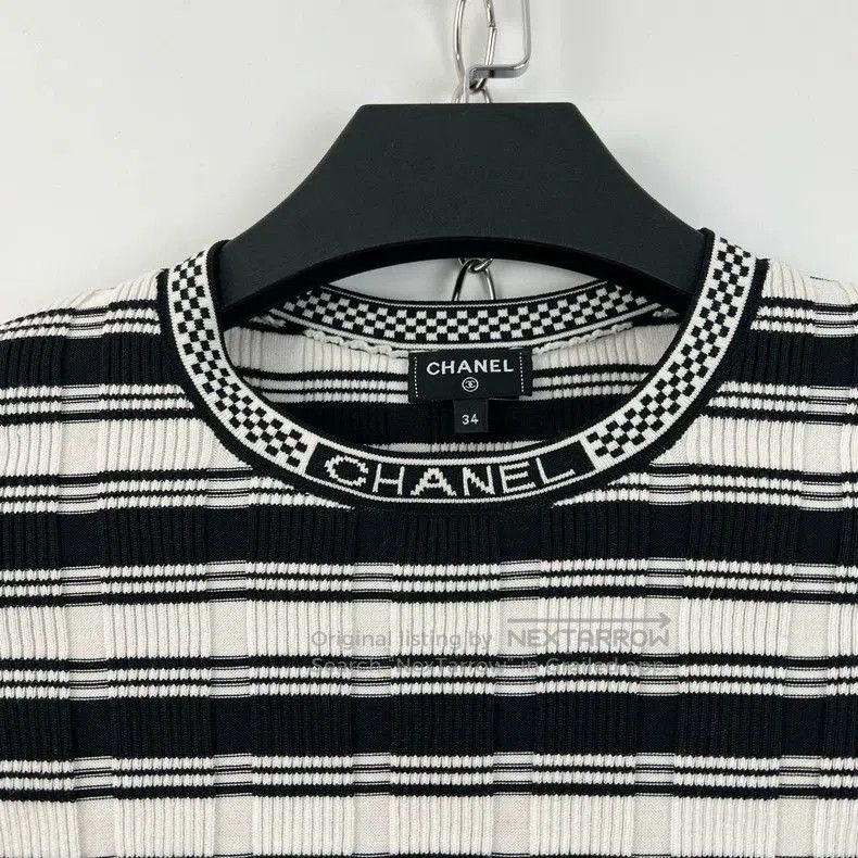 Chanel Chanel Black White Stripe Logo Knit Top. Size US M / EU 48-50 / 2 - 4 Thumbnail