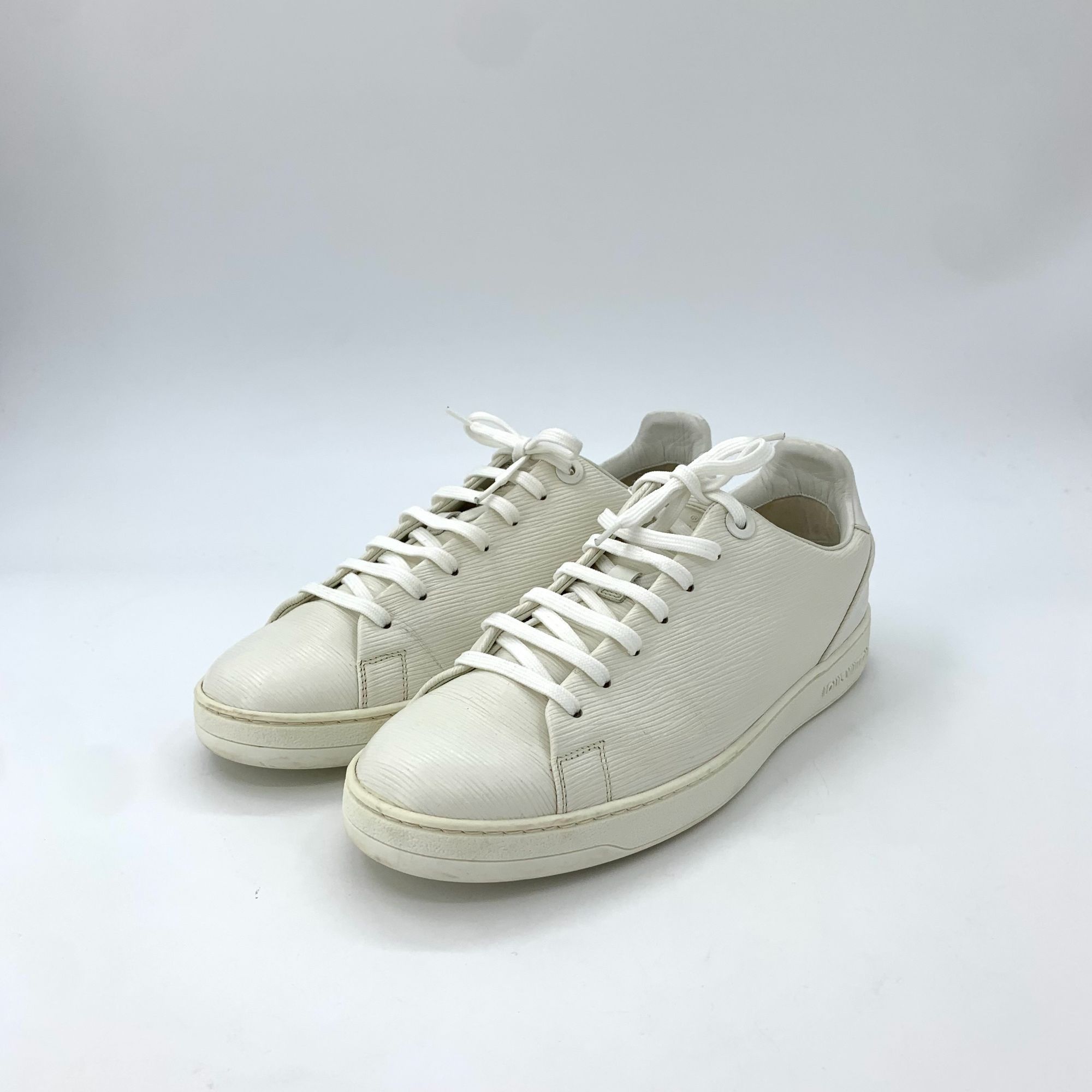 Louis Vuitton Louis Vuitton White Ripple Texture Leather Low-Top Casual Sn Size US 6 / EU 39 - 1 Thumbnail