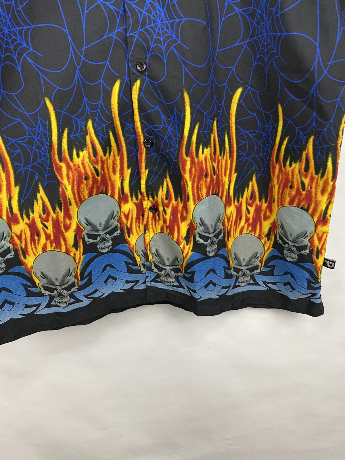 If Six Was Nine 🔥🕸💀 Vintage 90s Skull Skeleton Fire Shirt Rare Retro Y2K Size US L / EU 52-54 / 3 - 4 Thumbnail
