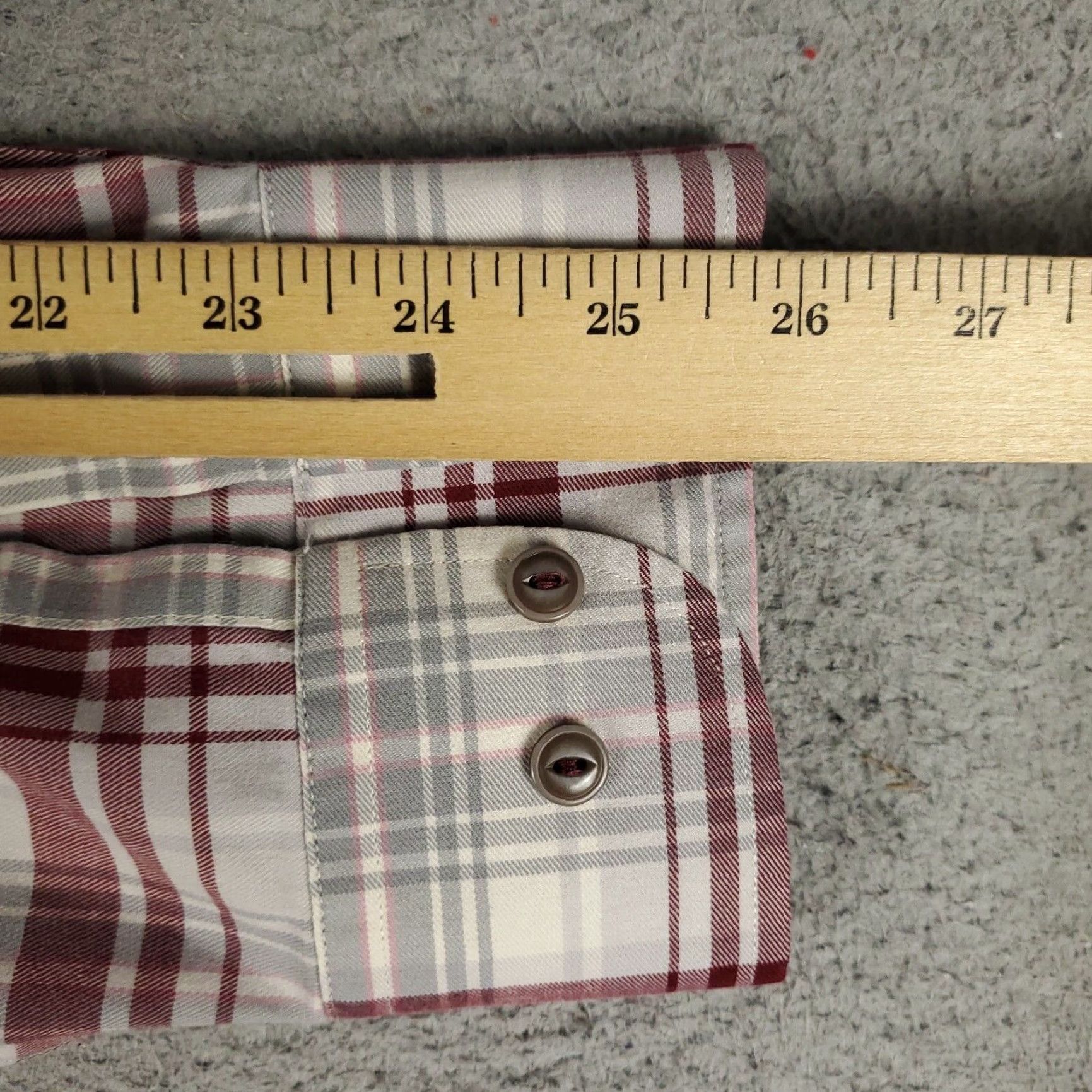 UNTUCKit UNTUCKit Shirt Mens XL Gray Red Plaid Button-Up Long Sleeve Casual Professional Shirt Size US XL / EU 56 / 4 - 6 Thumbnail