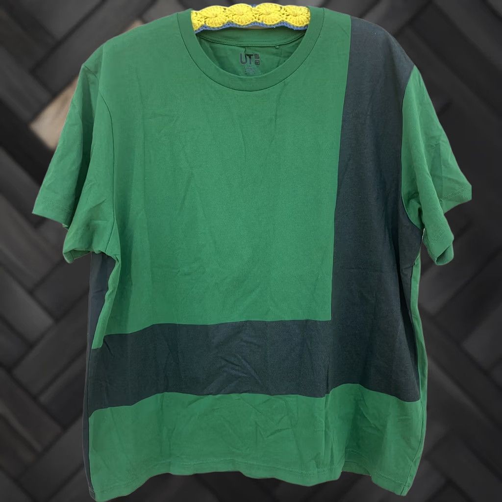 Uniqlo Uniqlo T-Shirt Geometric Color & Rythm MoMA Special Edition XXL Green Mens Crew Neck Short Sleeve Graphic Tee Size US XXL / EU 58 / 5 - 1 Thumbnail