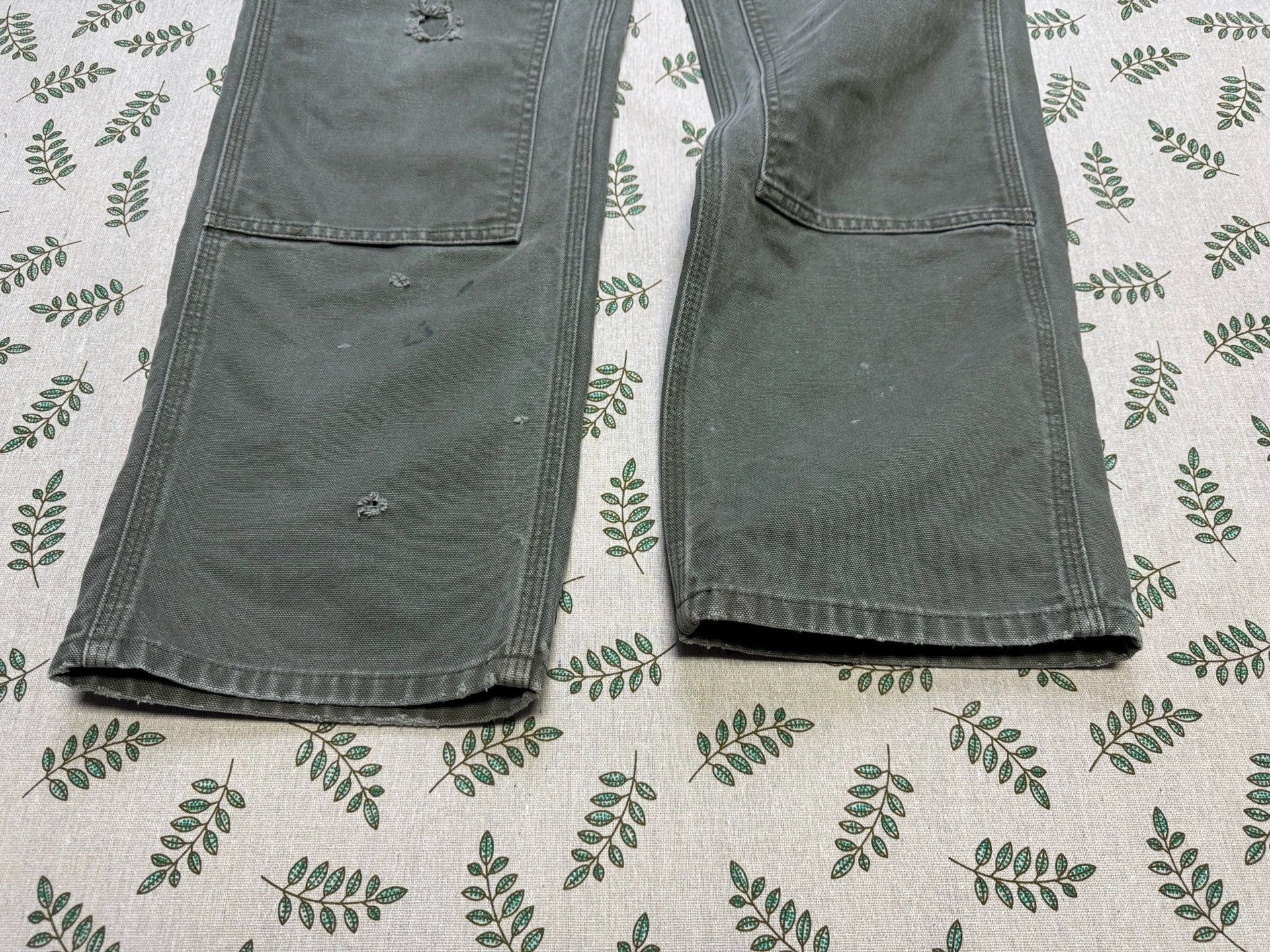 Carhartt Vintage Carhartt B136 Carpenter Pants Moss Green 31x30 Size US 31 - 3 Thumbnail