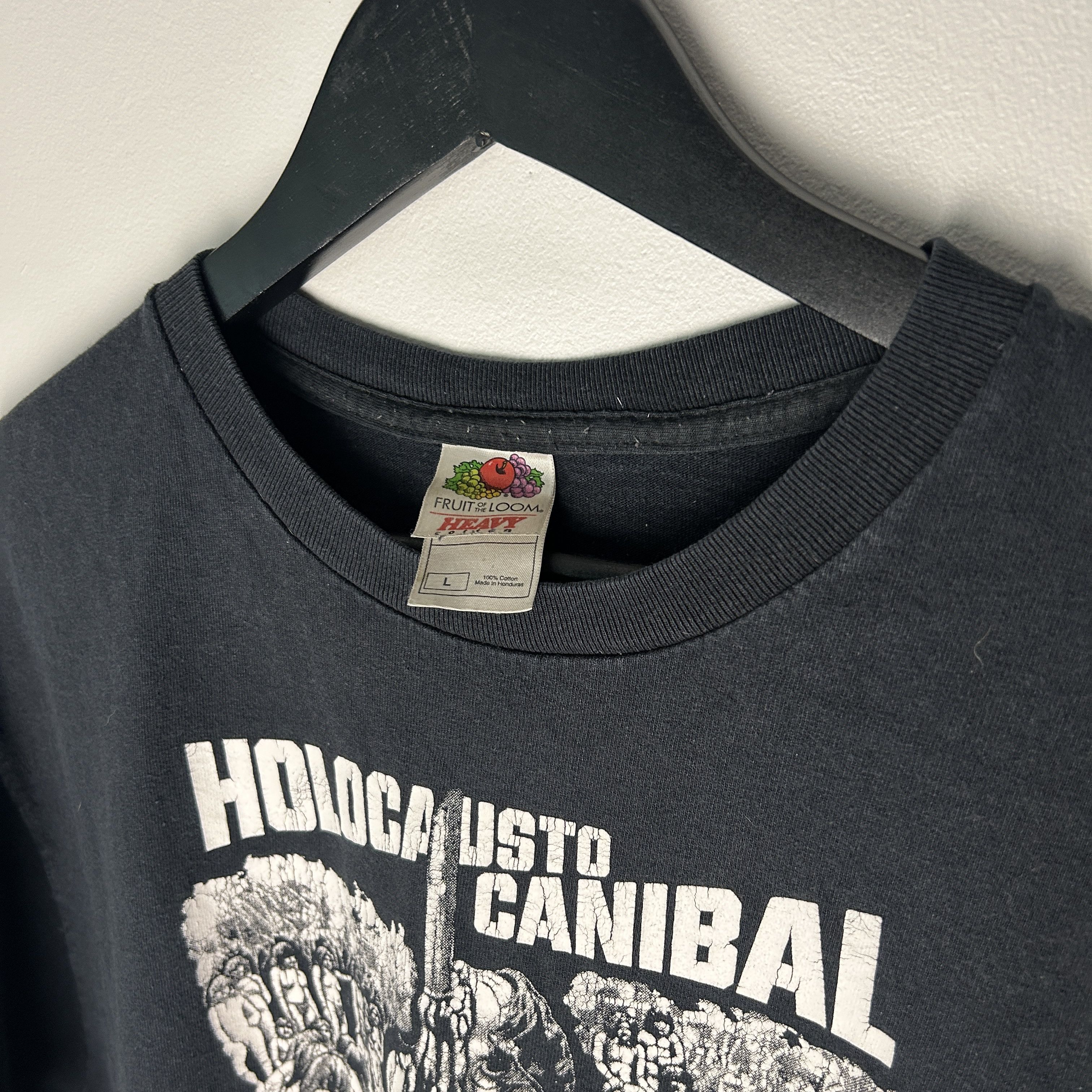 Vintage Vintage Cannibal Holocaust Horror T-shirt Size US L / EU 52-54 / 3 - 4 Thumbnail