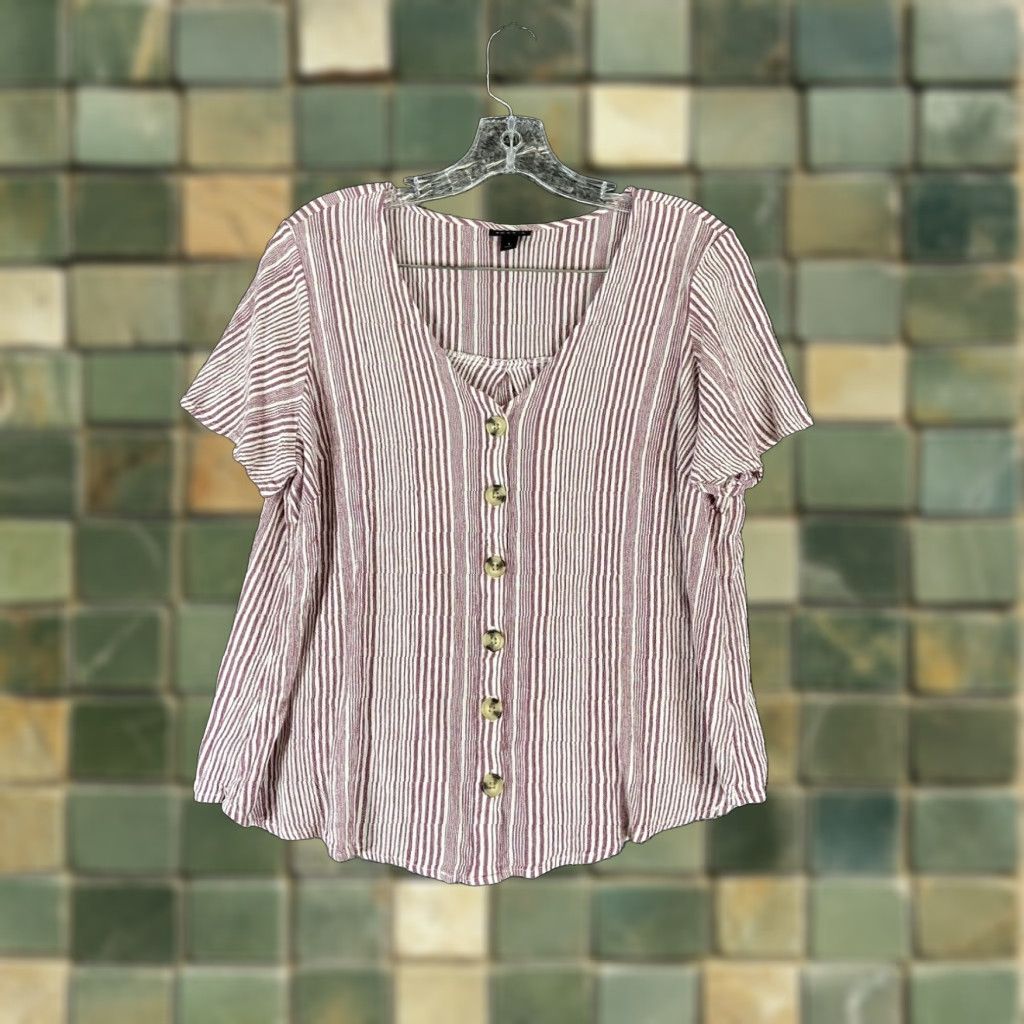 Torrid Torrid Striped Blouse Short Sleeve Plus Women's Red Multicolor Button Up Size XS / US 0-2 / IT 36-38 - 1 Thumbnail
