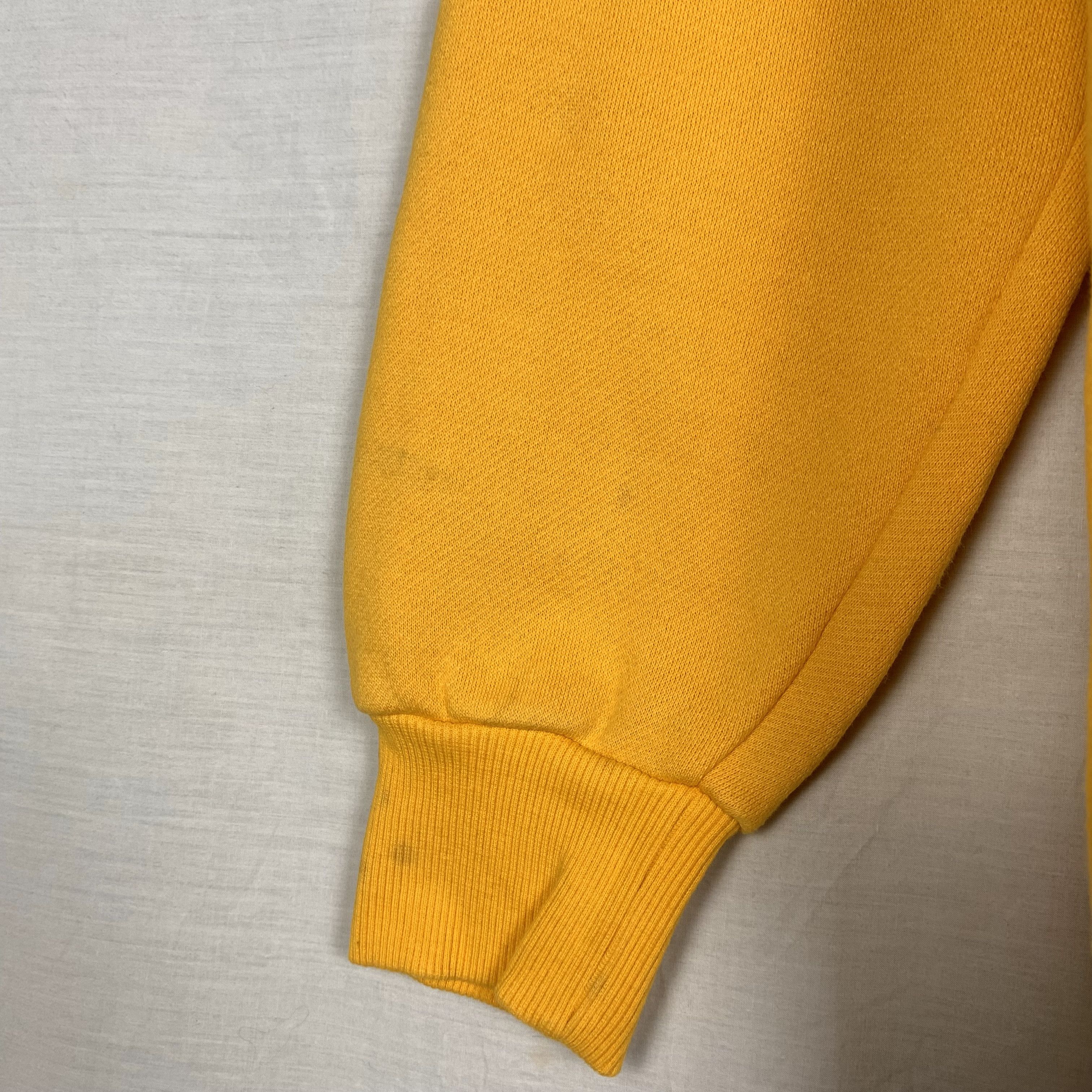 Vintage Vintage Soljah Surfboards Sweatshirt Crewneck Size US L / EU 52-54 / 3 - 7 Thumbnail