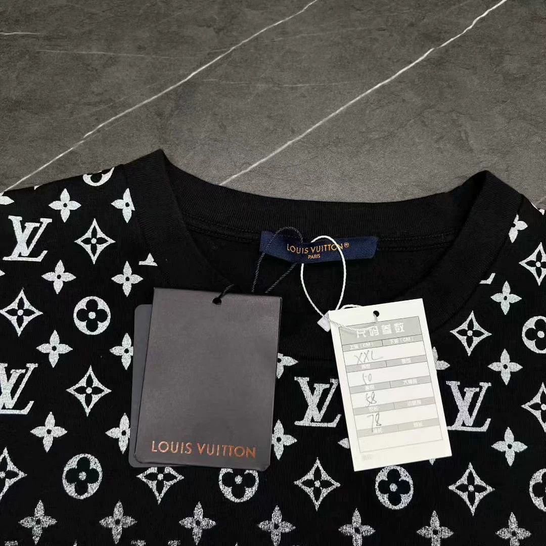 Louis Vuitton louis vuitton gradient logo short sleeve shirt Size US XXL / EU 58 / 5 - 3 Thumbnail