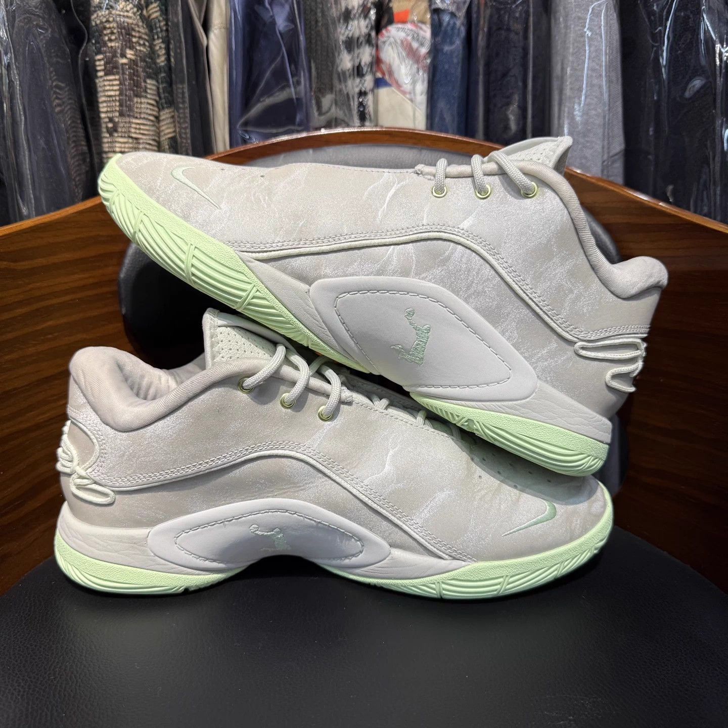 Nike Lebron 22 Beige/Grey-Green 42.5 DS Size US 9.5 / EU 42-43 - 7 Thumbnail
