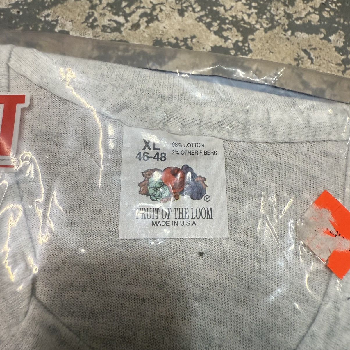 Fruit Of The Loom Vintage Grey Fruit Of The Loom Pocket Tshirt New With Tags Size US XL / EU 56 / 4 - 3 Thumbnail
