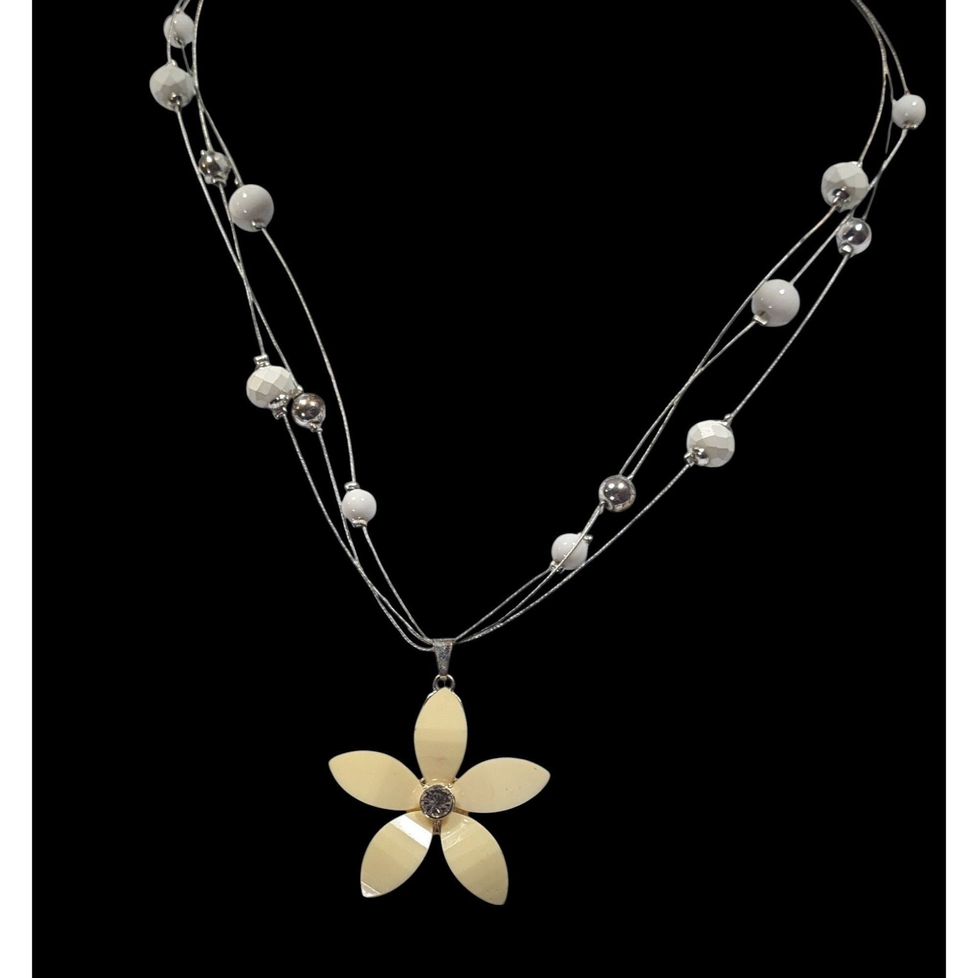 Other Fairycore Spring Themed Floral Floating Necklace Size ONE SIZE - 2 Thumbnail