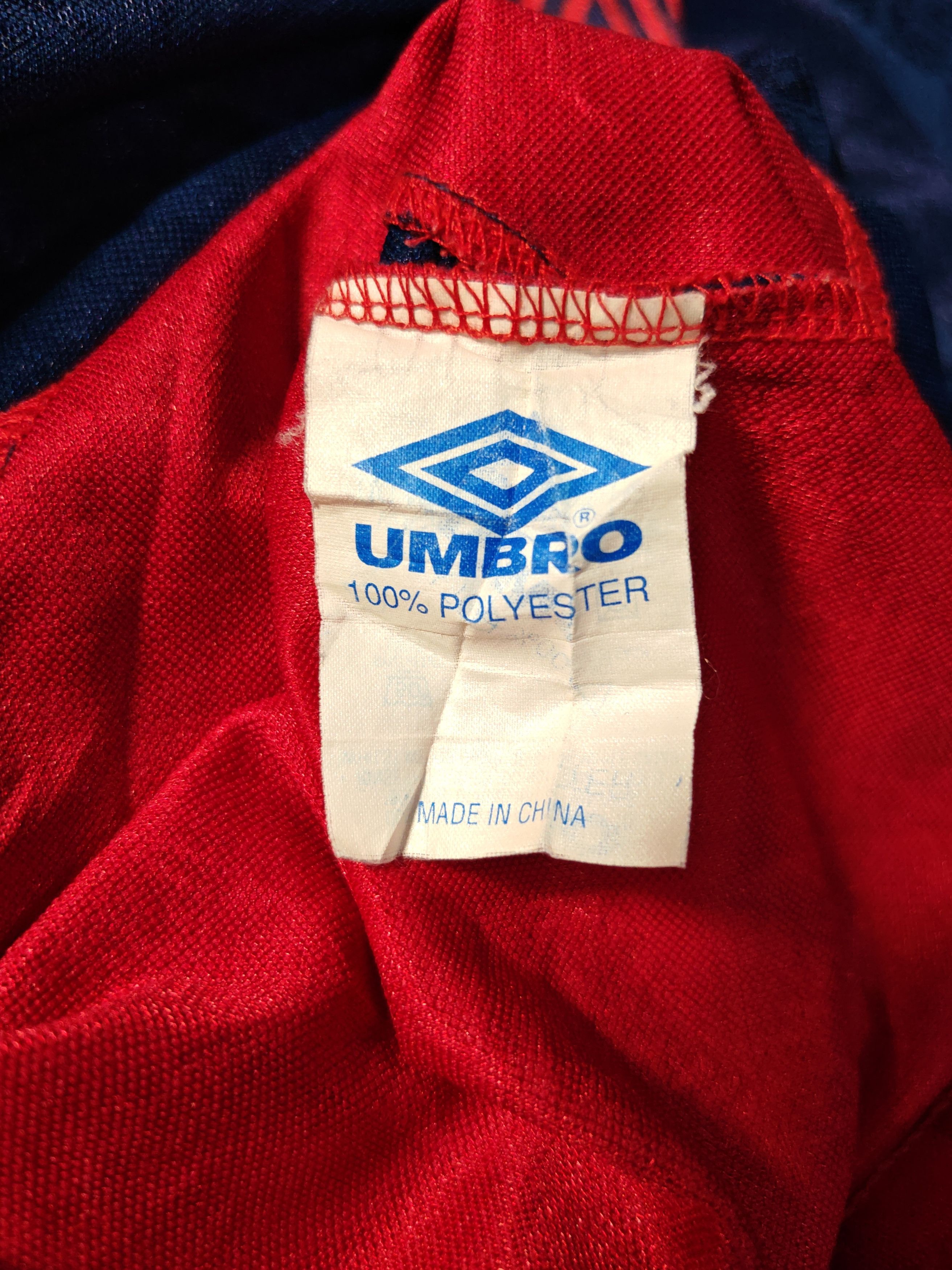 Umbro Vintage 90s Umbro Pro Training Man Utd size Large Size US L / EU 52-54 / 3 - 6 Thumbnail
