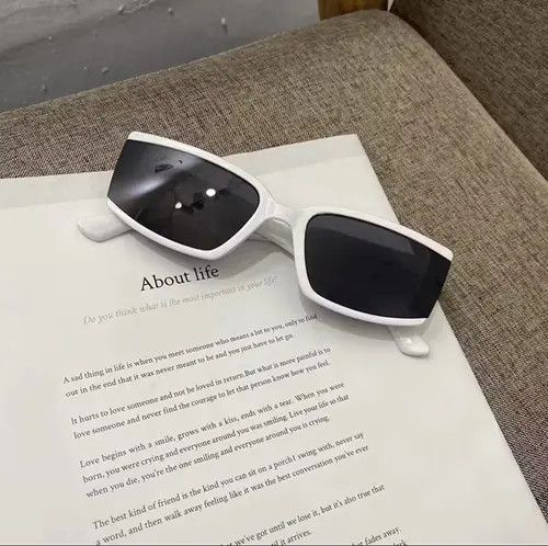 Designer × Vintage Retro punk sunglasses Size ONE SIZE - 1 Preview