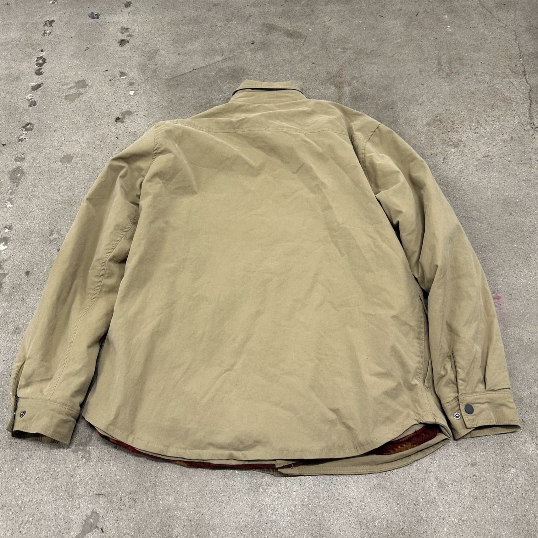 Eddie Bauer VINTAGE Eddie Bauer Aztec Lined Button Down Snap Shirt Jacket Khaki Men's Large L NICE! Size US L / EU 52-54 / 3 - 4 Thumbnail