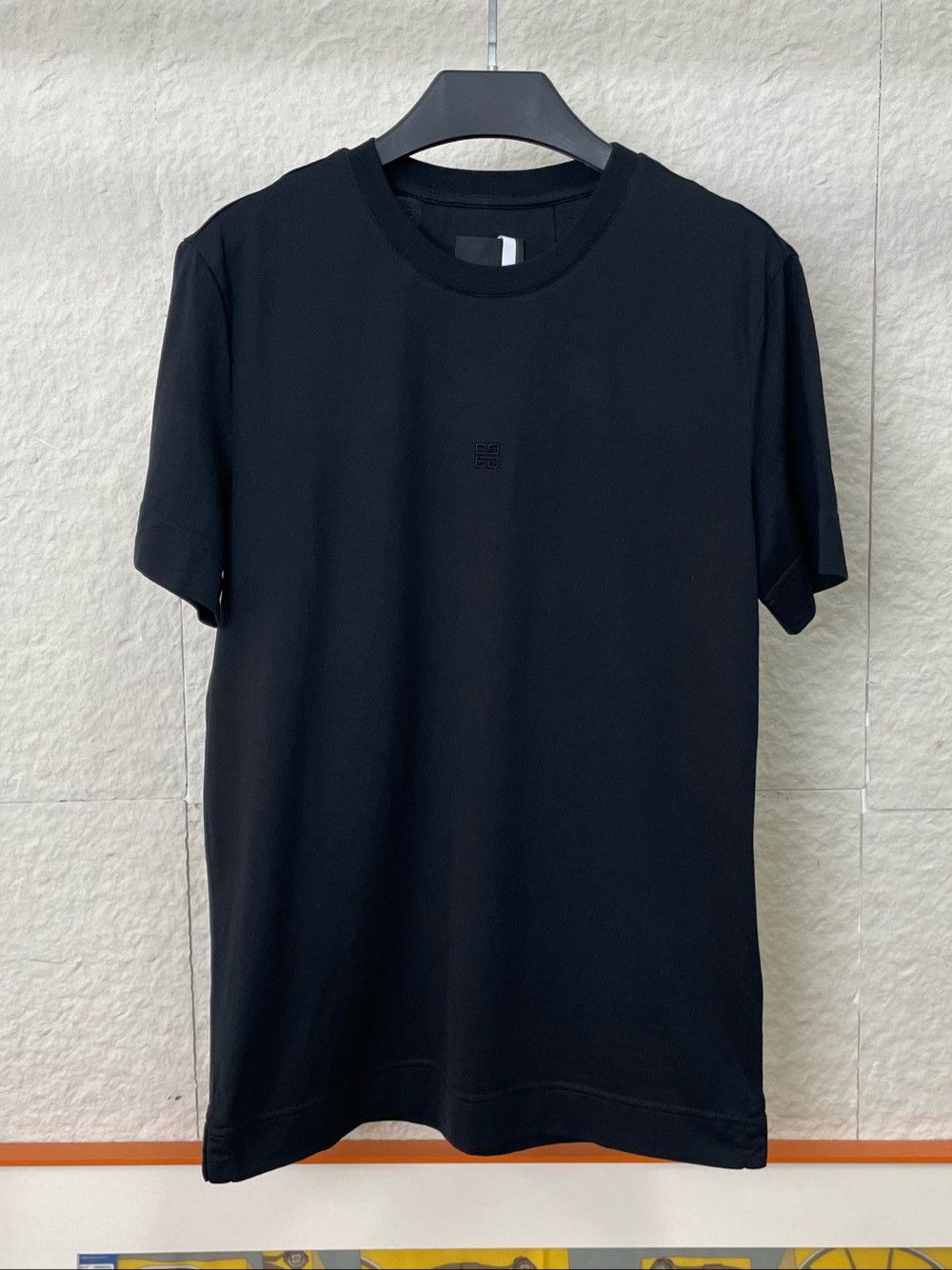 Givenchy Givenchy Tonal Logo T-Shirt Size S Size US S / EU 44-46 / 1 - 1 Thumbnail