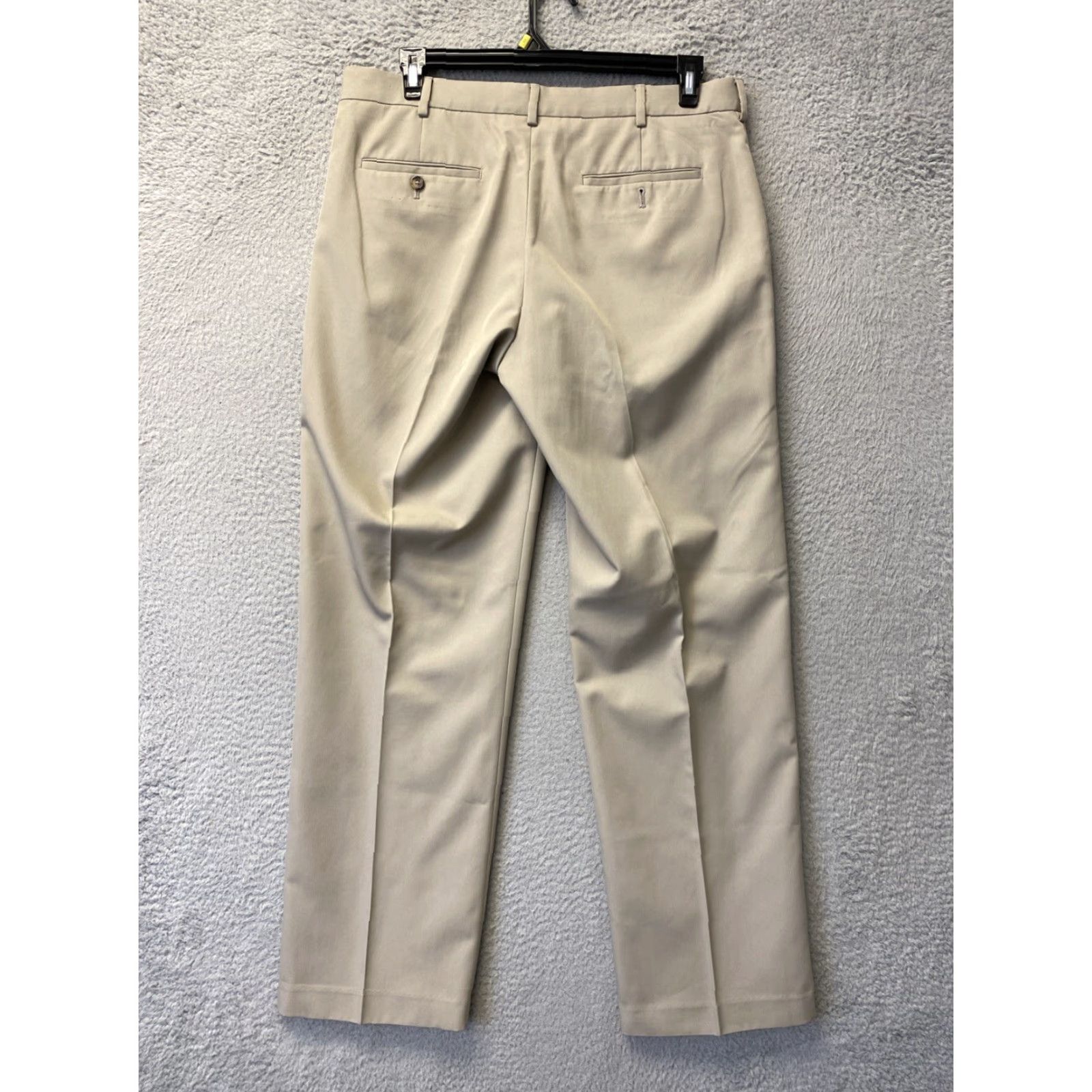 Izod IZOD Men’s Performance Pocket Microfiber Dress Pants 36 Regular Tan Slim Fit 32 Inseam Mens Pants 2010s Size US 36 / EU 52 - 5 Thumbnail